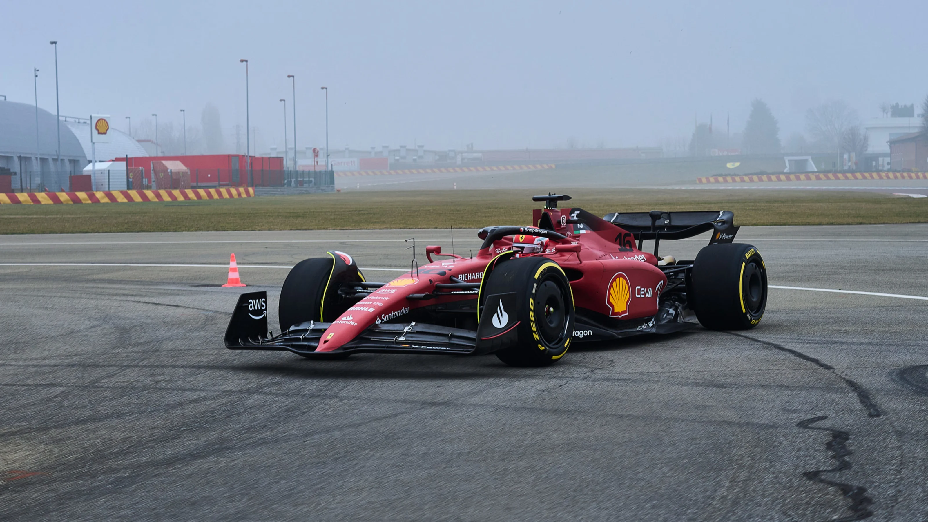 2200034-scuderia-ferrari-2022-f1-75-debut-fiorano-gallery.jpg