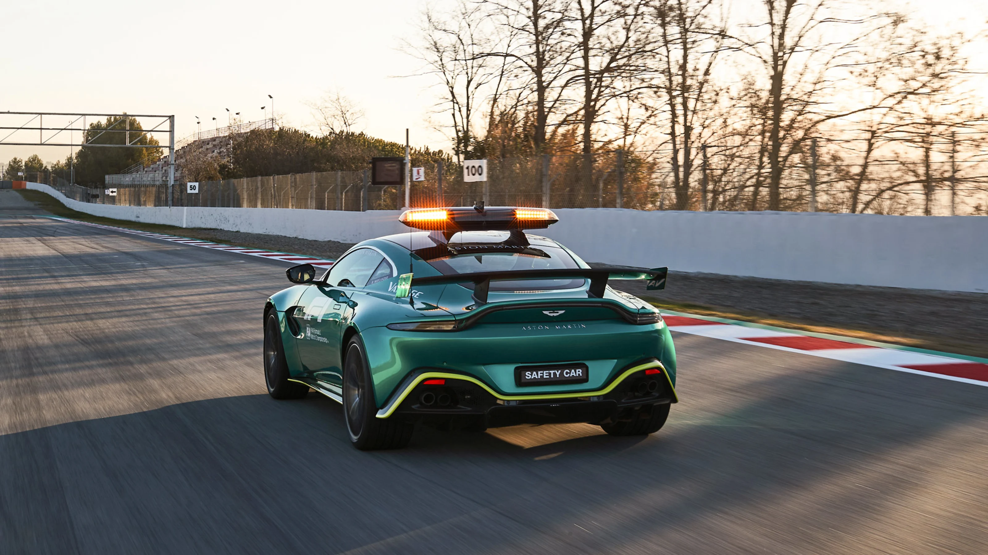 AstonMartincontinuestoleadthewaywithOfficialSafetyCarofFormula1®_04.jpg