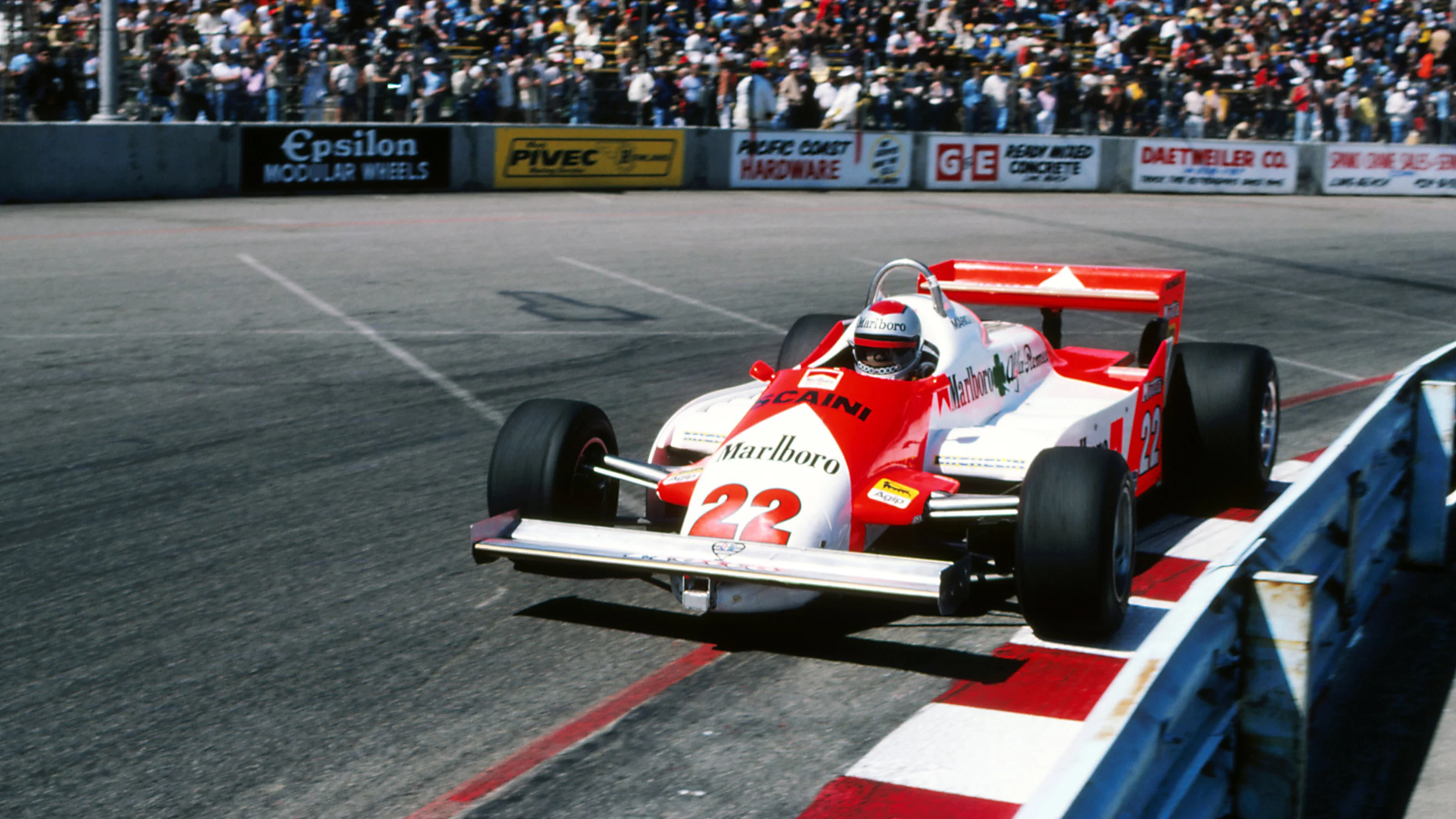 Mario Andretti (USA), Alfa Romeo 179C, made his debut for the Italian marque and finished