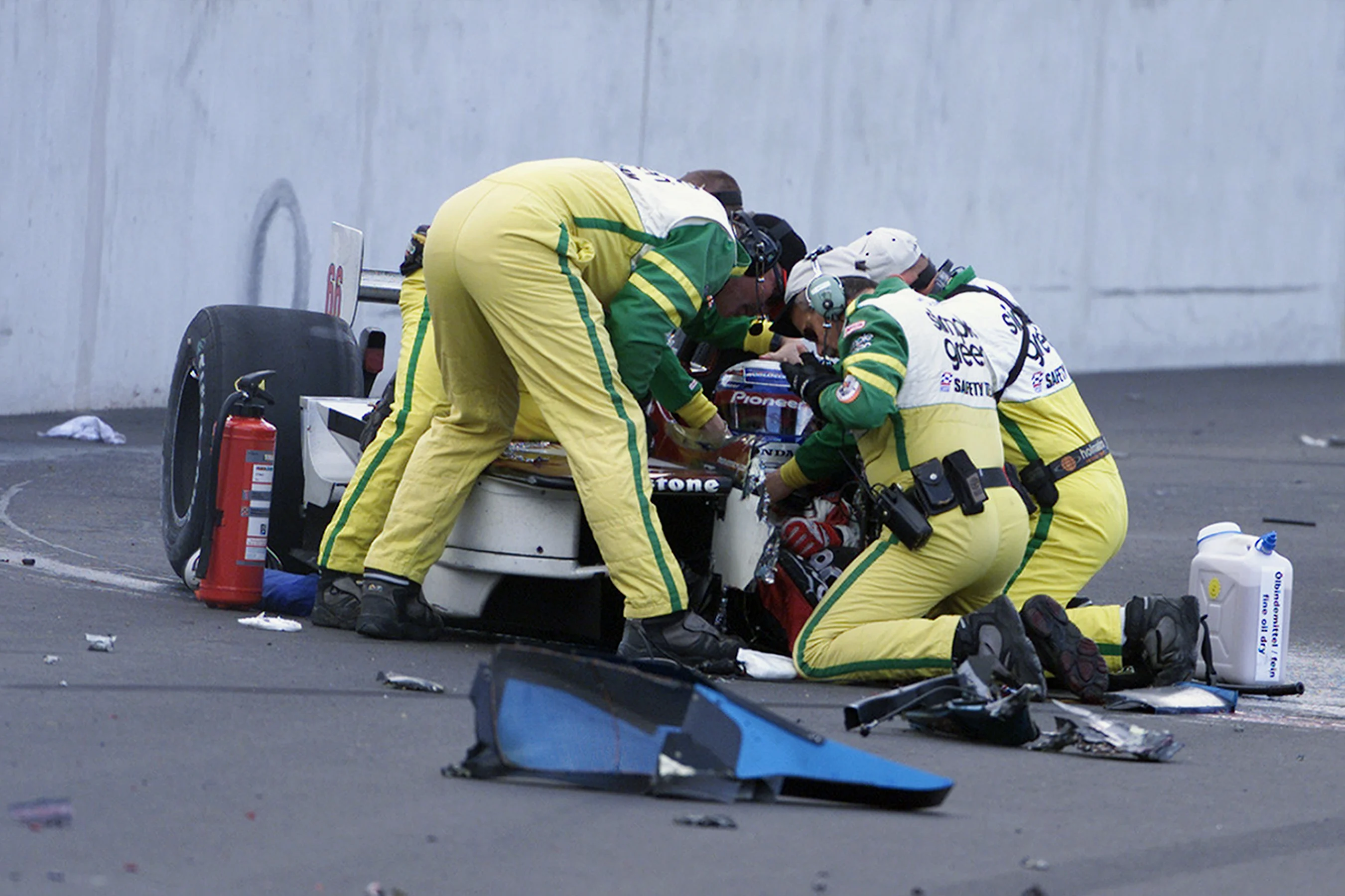 KLETTWIZ, BRANDENBURG - SEPTEMBER 15:  Members of the Simple Green Safety team assist the injured
