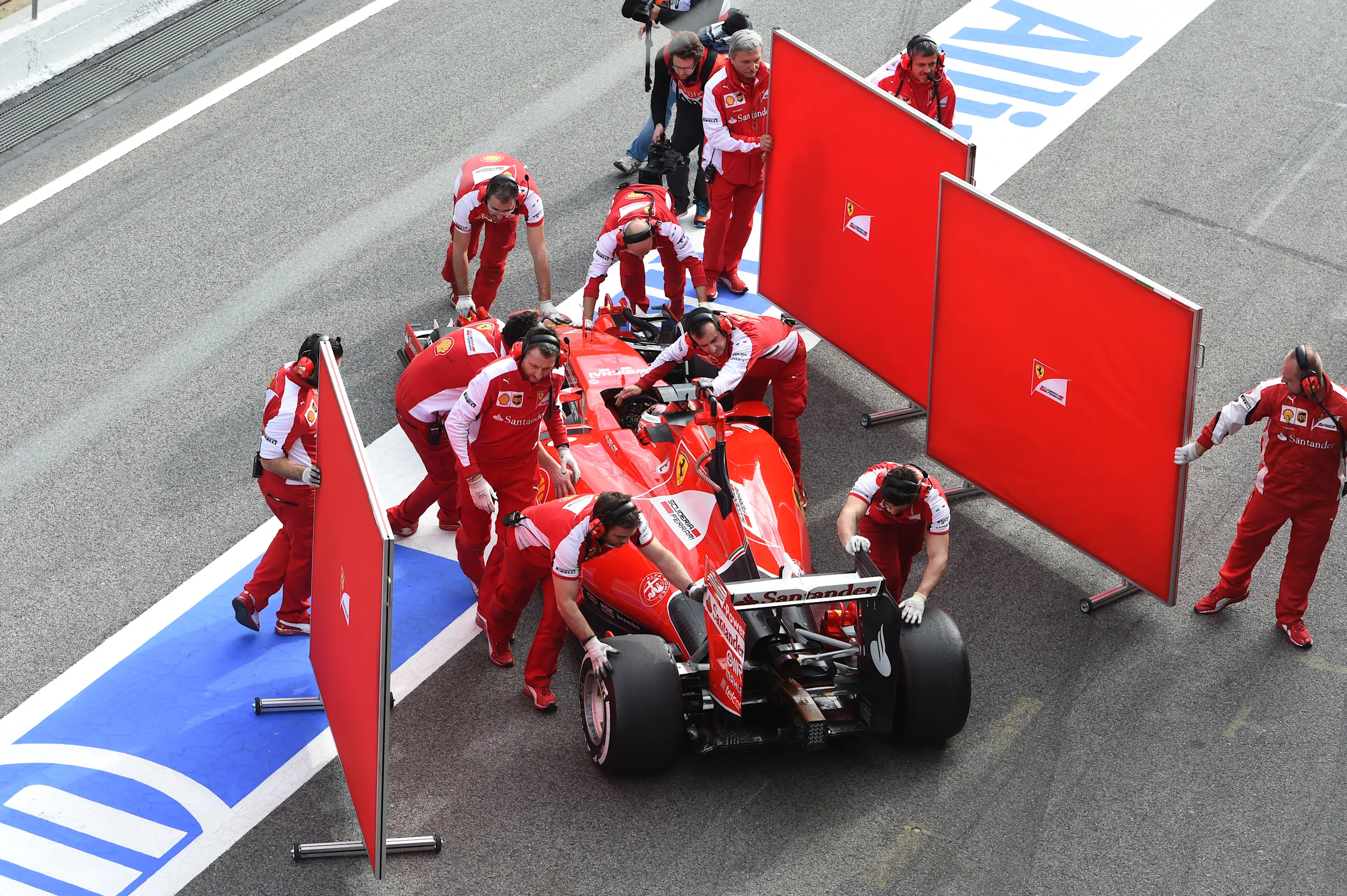 Kimi Raikkonen (FIN) Ferrari at Formula One Testing, Day One, Barcelona, Spain, 26 February 2015.