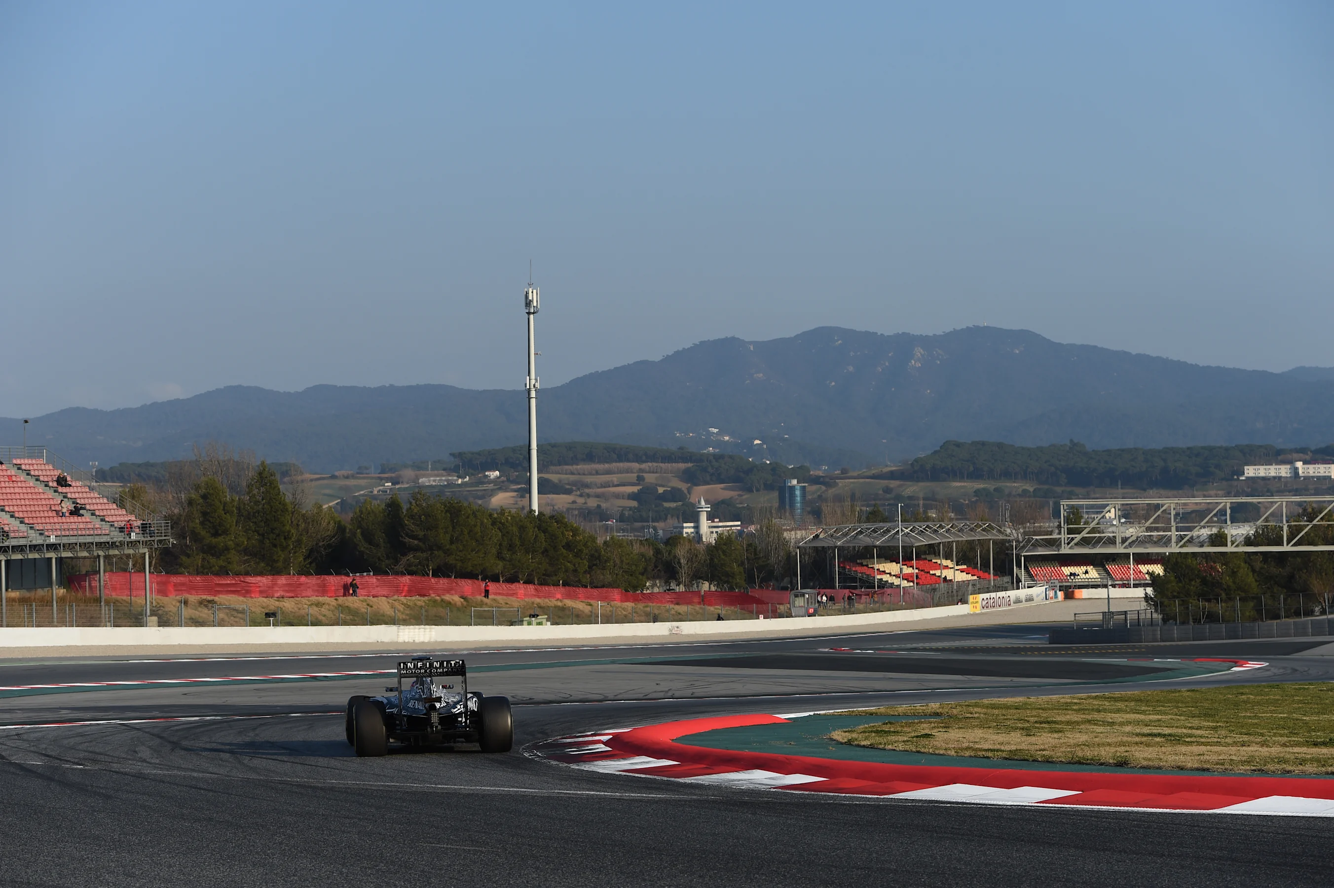 Daniel Ricciardo (AUS) Red Bull Racing RB11 at Formula One Testing, Day Two, Barcelona, Spain, 20