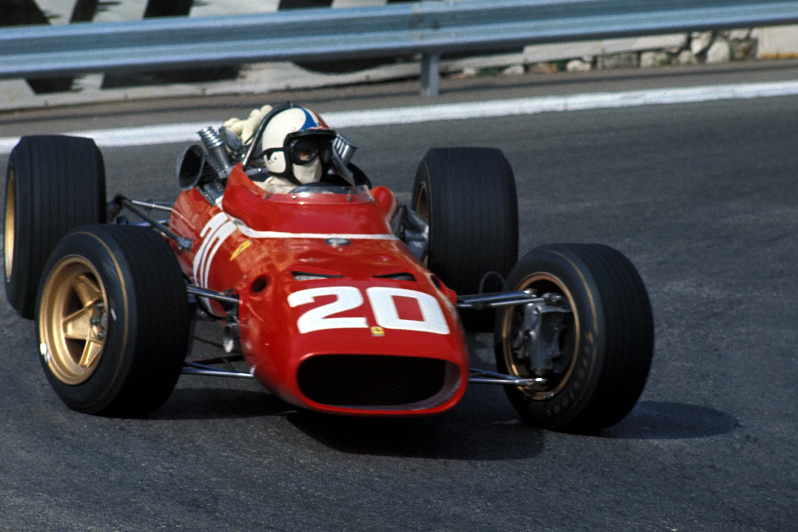 Chris Amon (NZL) Ferrari 312, 3rd place.  Formula One World Championship, Rd2, Monaco Grand Prix,
