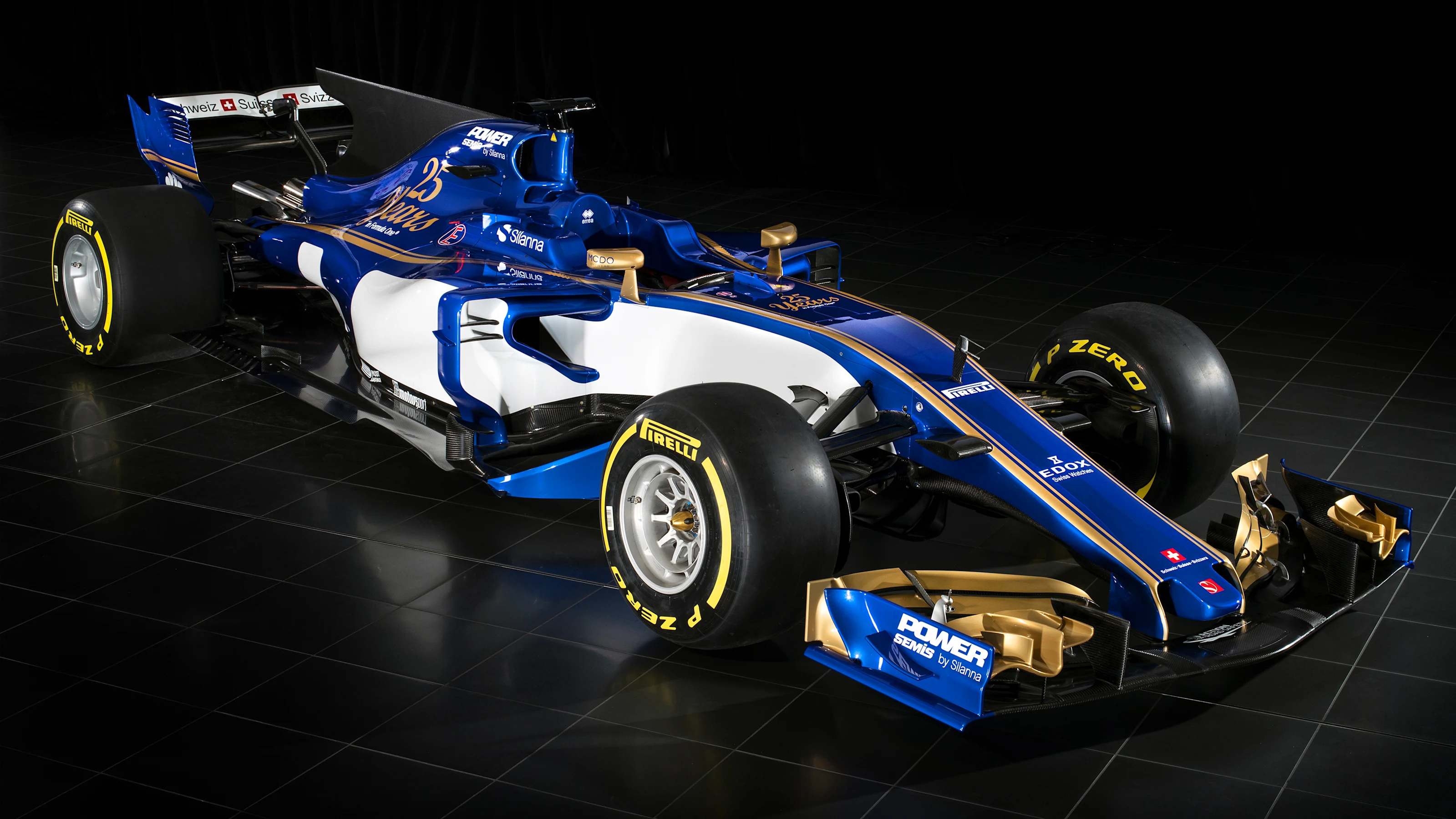 Sauber C36 Studio Images, Sauber C36 Studio