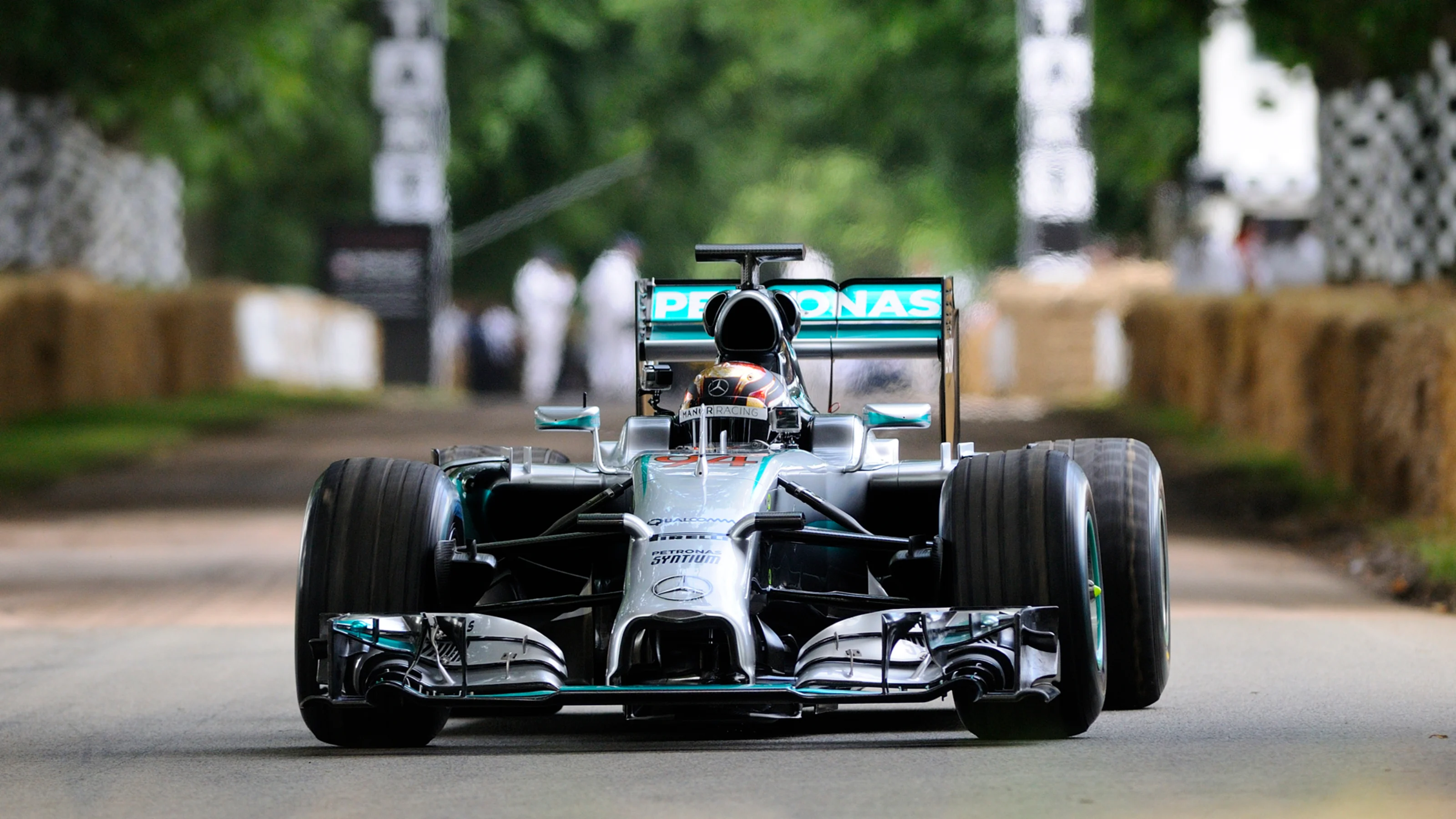 www.sutton-images.com Pascal Wehrlein (GER) Mercedes-Benz F1 W06 Hybrid at Goodwood Festival of