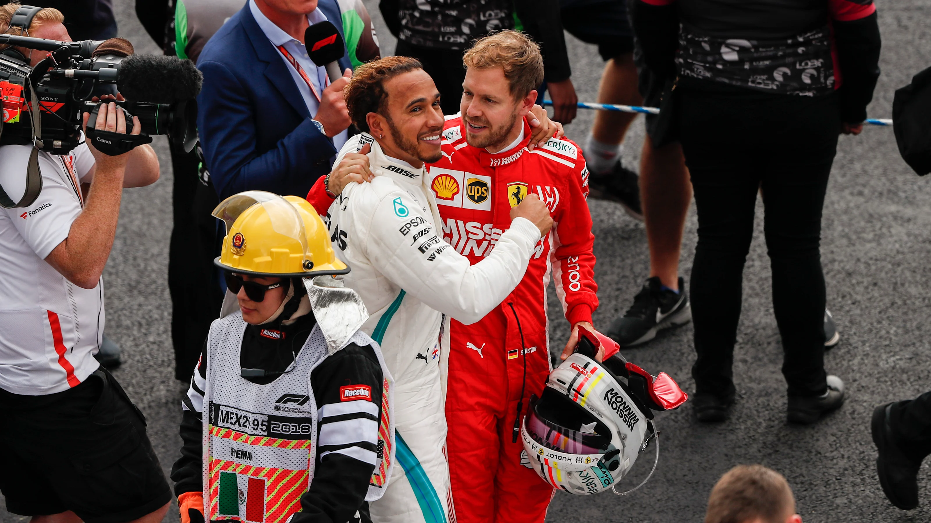 AUTODROMO HERMANOS RODRIGUEZ, MEXICO - OCTOBER 28: Title rival Sebastian Vettel, Ferrari, offers