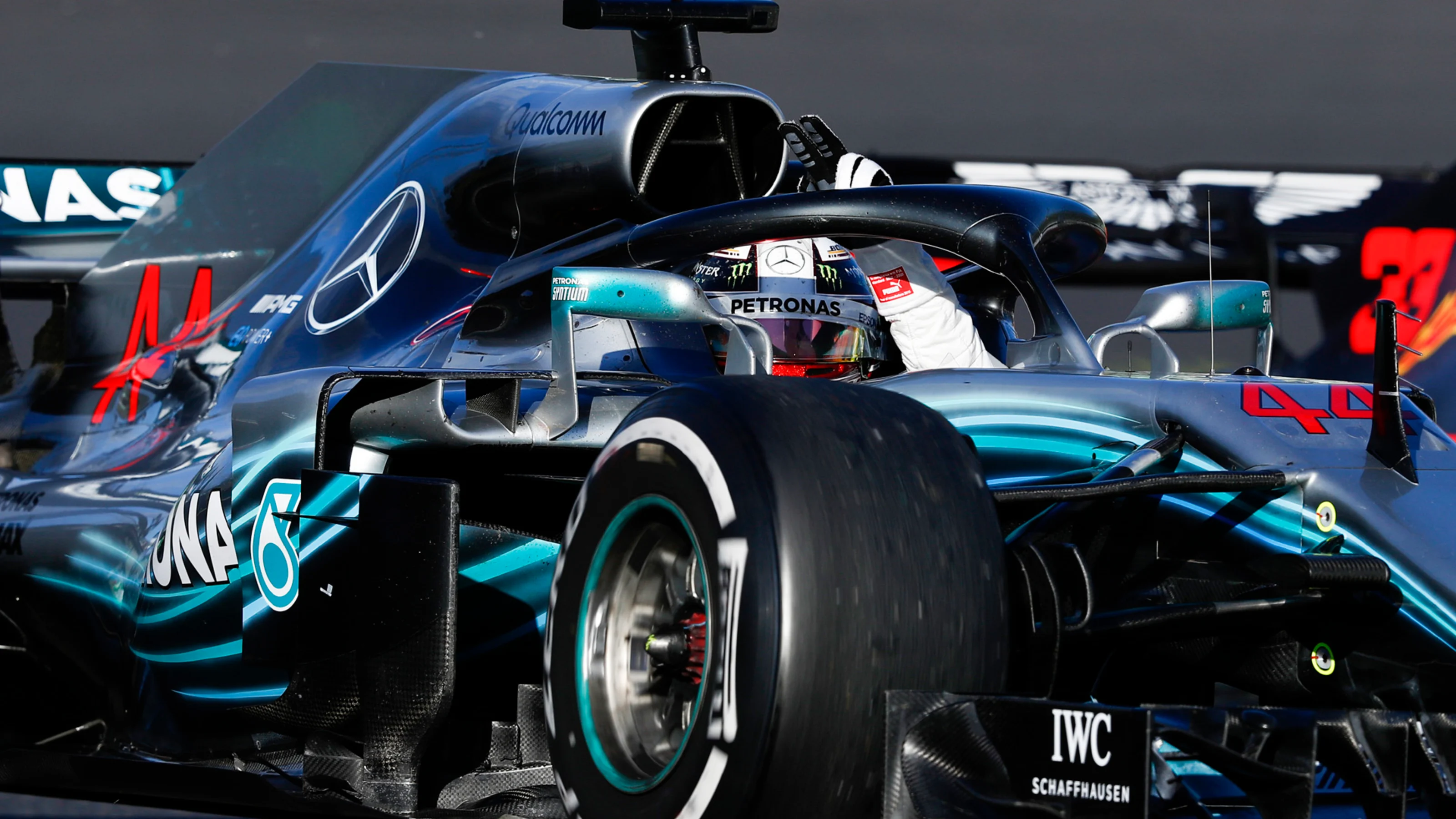 SUZUKA, JAPAN - OCTOBER 07: Lewis Hamilton, Mercedes AMG F1 W09 EQ Power+, waves to fans during the