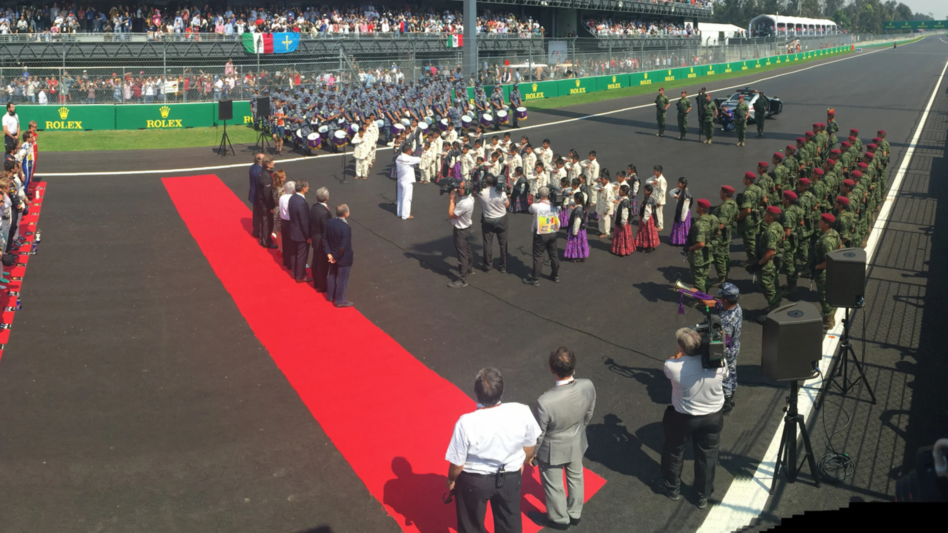 Grid, at Formula One World Championship, Rd17, Mexican Grand Prix, Race, Circuit Hermanos