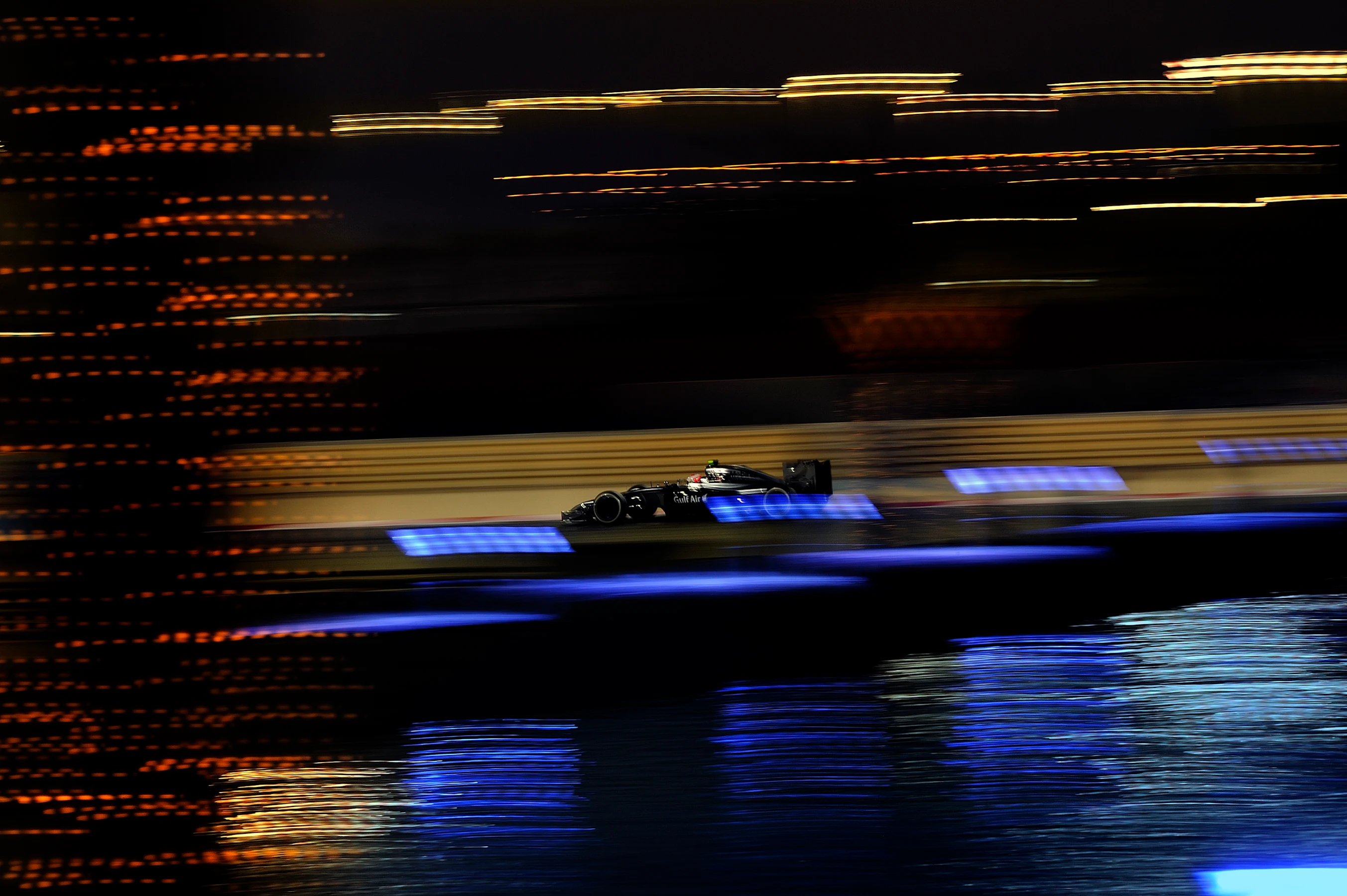 Floodlit F1 action in Bahrain