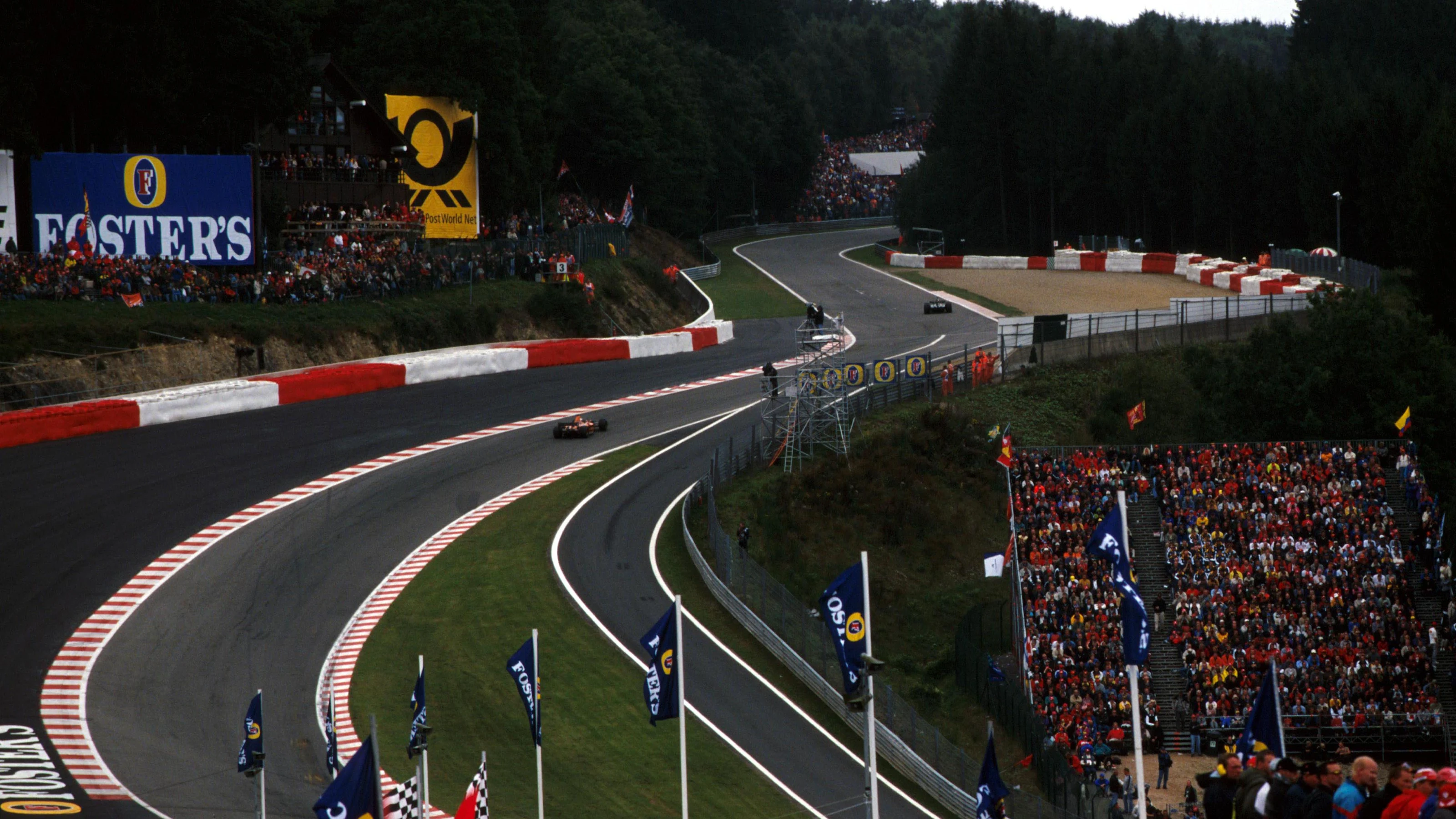The legendary Eau Rouge. Belgian Grand Prix, Spa-Francorchamps, 2 September 2001.    