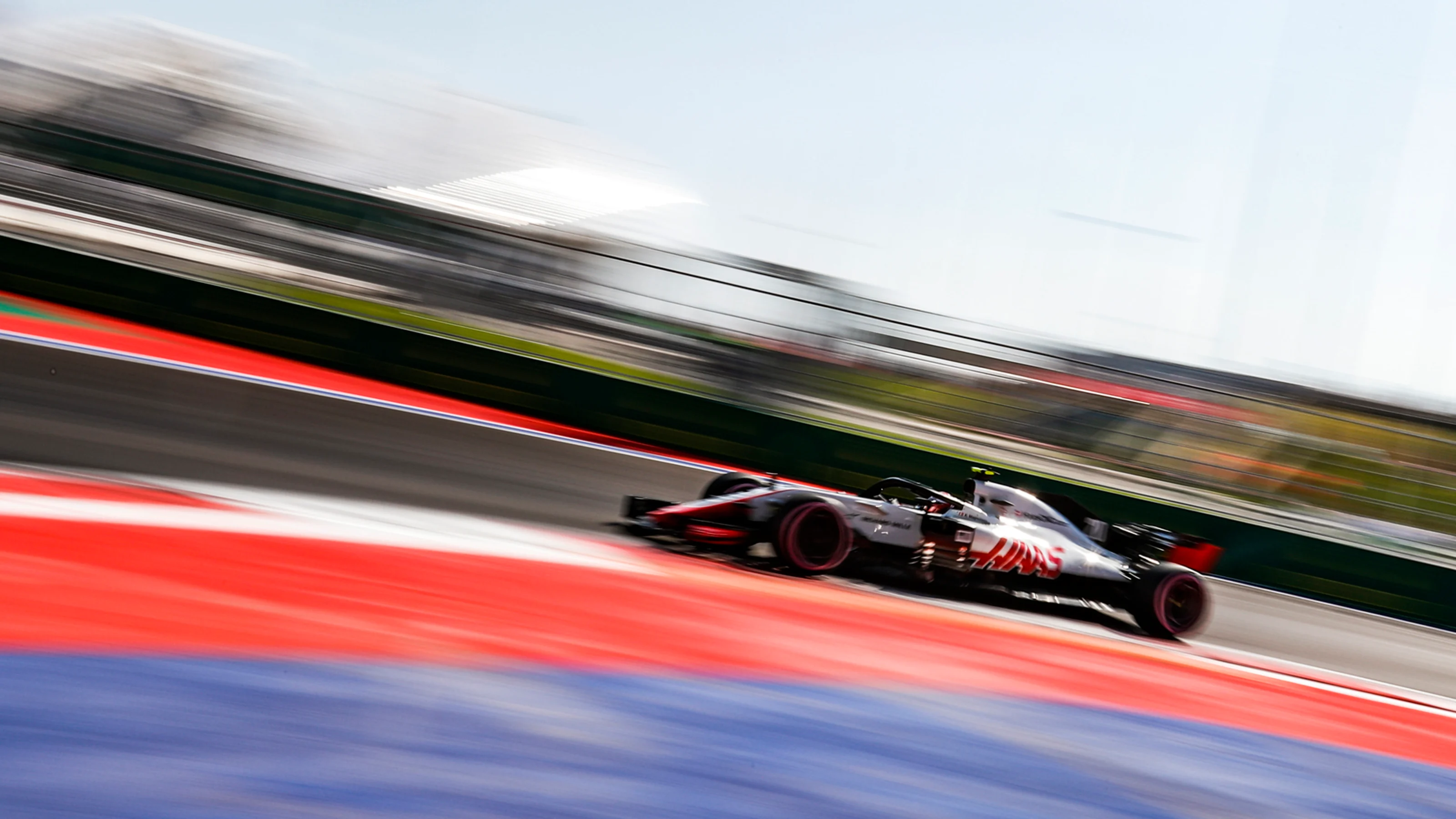 SOCHI AUTODROM, RUSSIAN FEDERATION - SEPTEMBER 29: Kevin Magnussen, Haas F1 Team VF-18 during the