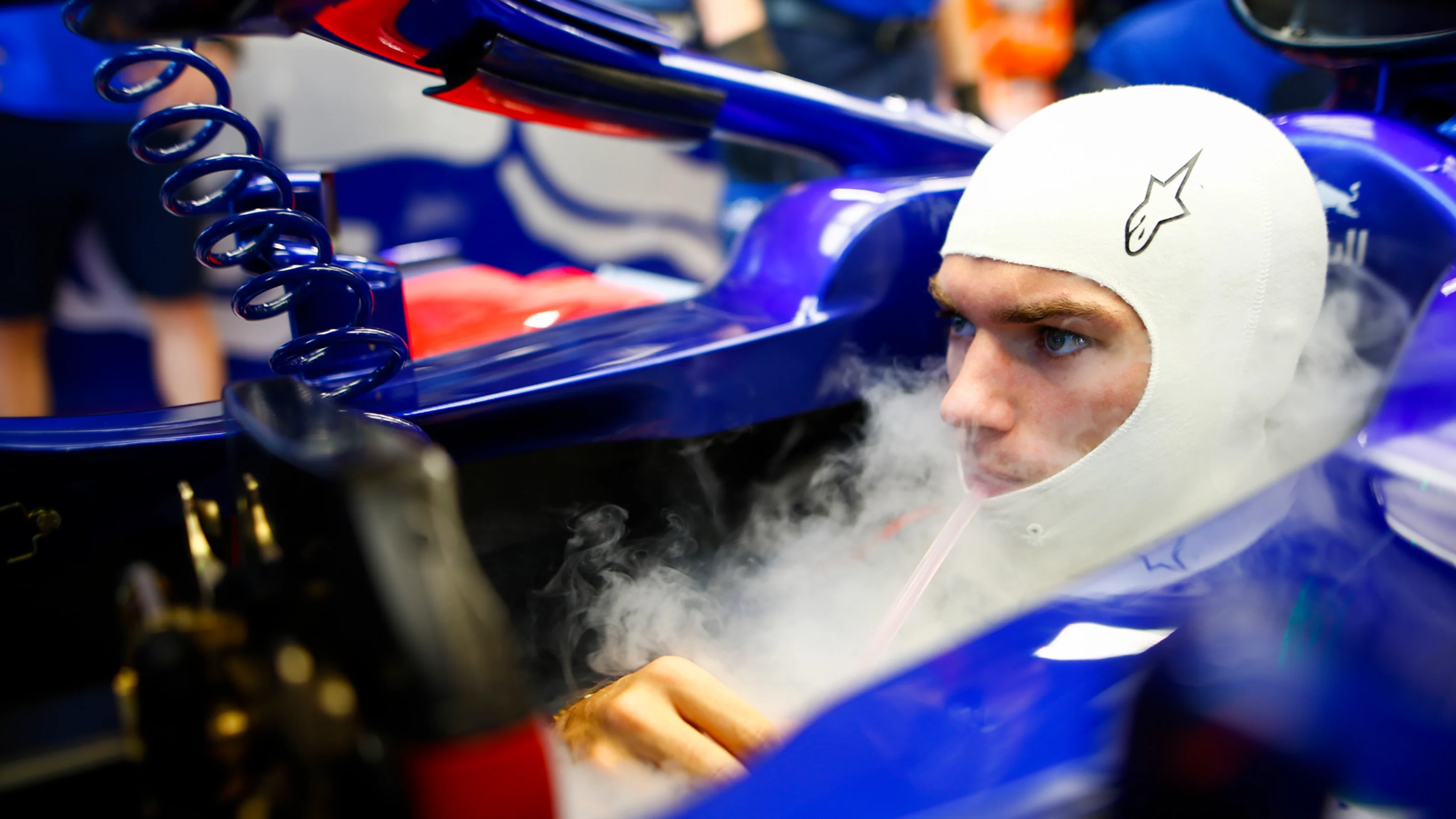 SINGAPORE STREET CIRCUIT, SINGAPORE - SEPTEMBER 14: Pierre Gasly, Scuderia Toro Rosso during the