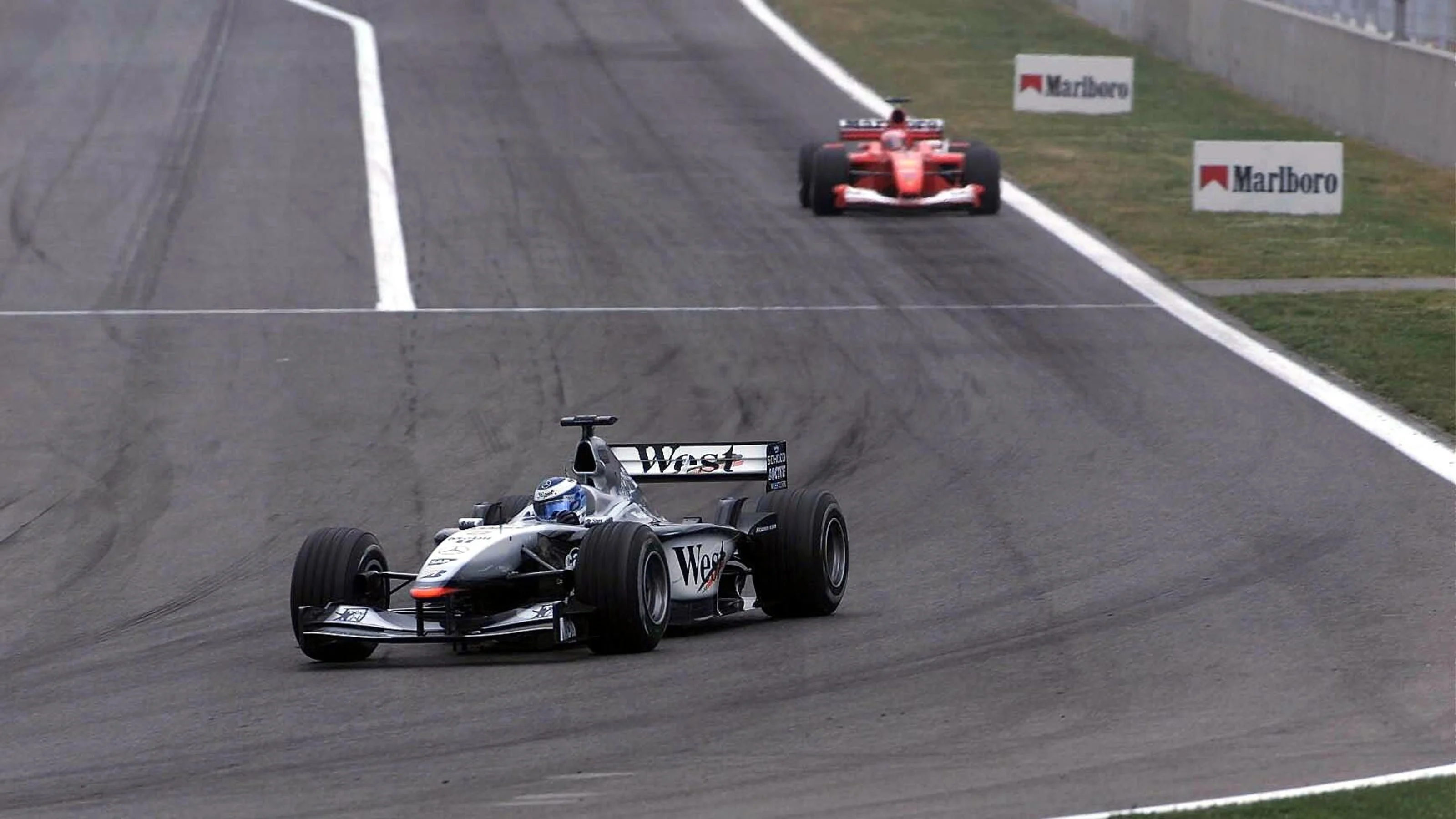 Mika Hakkinen(FIN) McLaren Mercedes MP4-16 Spanish Grand Prix, Barcelona 29 April 2001 DIGITAL
