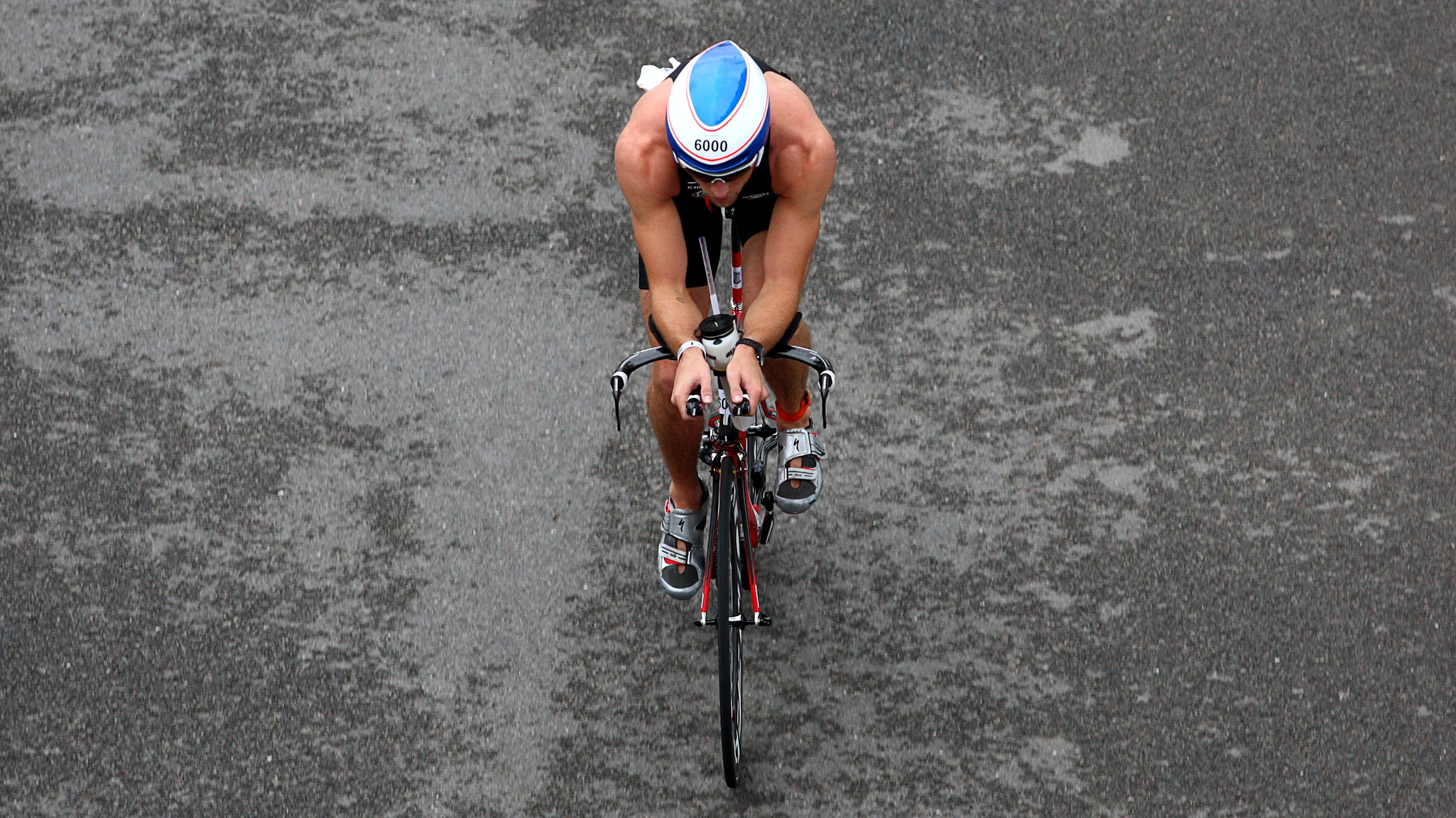 Jenson Button (GBR), McLaren Mercedes, took part in the 2010 London Triathlon in aid of Make-A-Wish