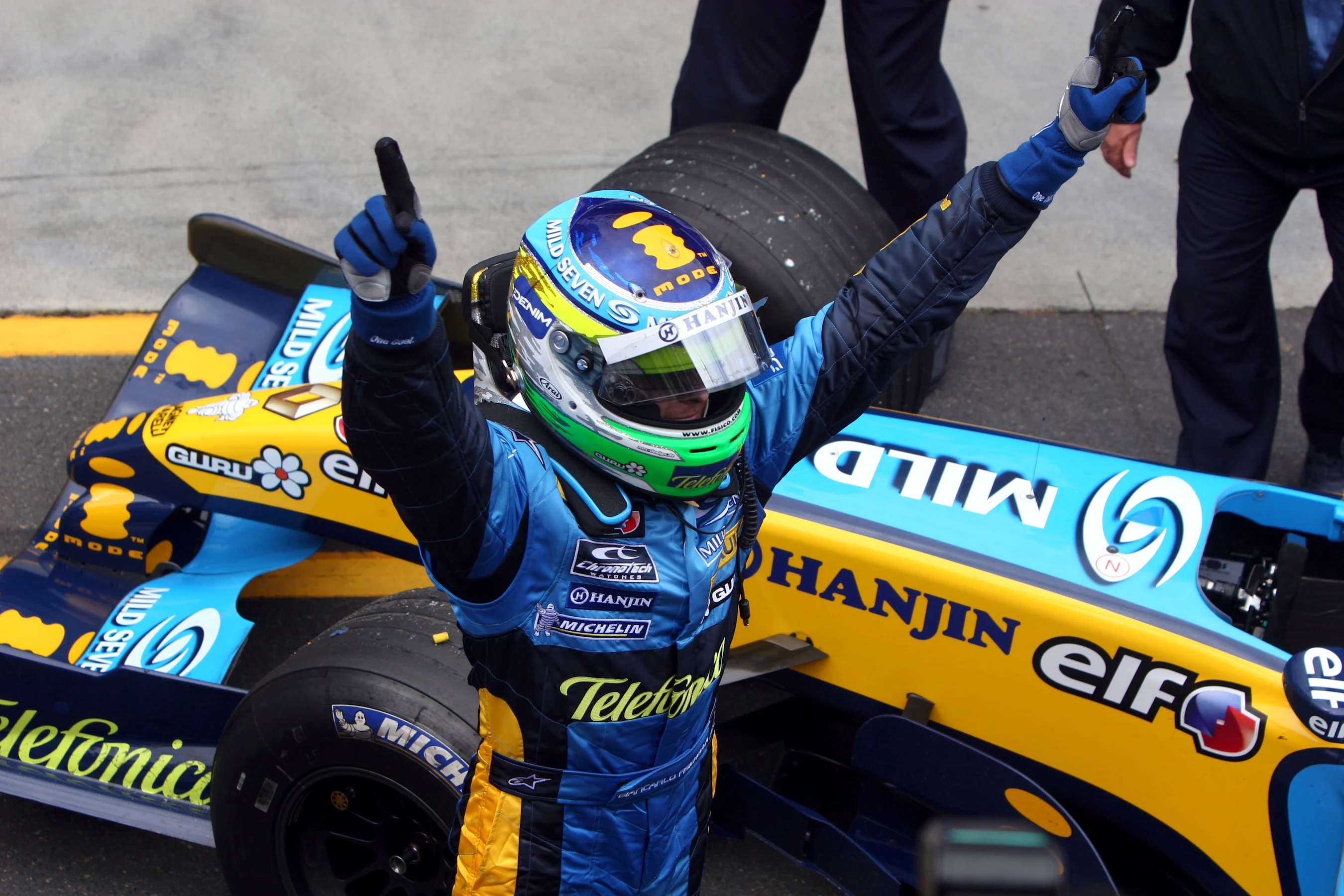 Race winner Giancarlo Fisichella (ITA) Renault R25 in parc ferme. Formula One World Championship,