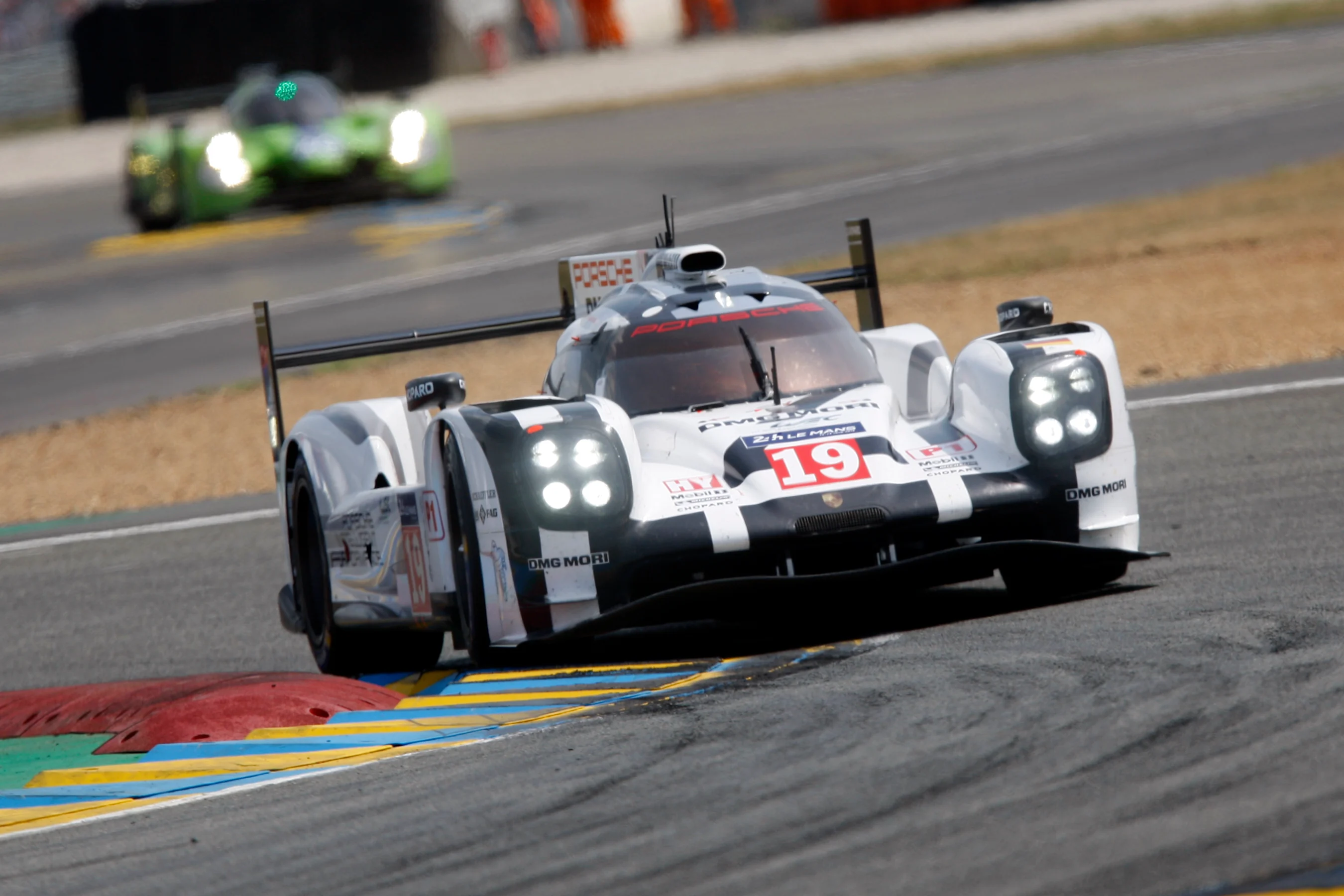 Nico Hulkenberg (GER) / Earl Bamber (NZL) / Nick Tandy (GBR), Porsche Team Porsche 919 Hybrid at Le