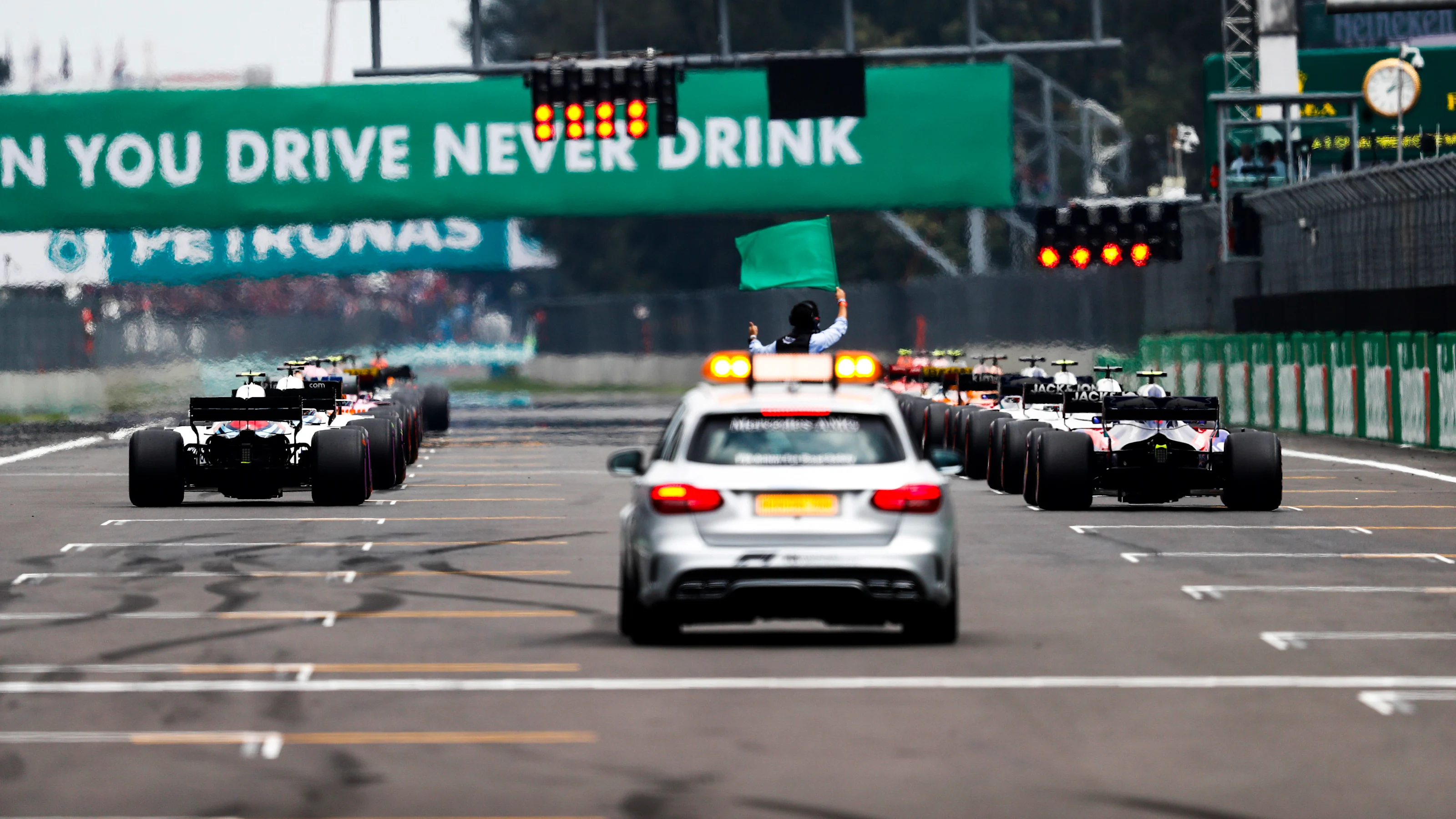 AUTODROMO HERMANOS RODRIGUEZ, MEXICO - OCTOBER 28: The drivers wait f the lights to go out at the