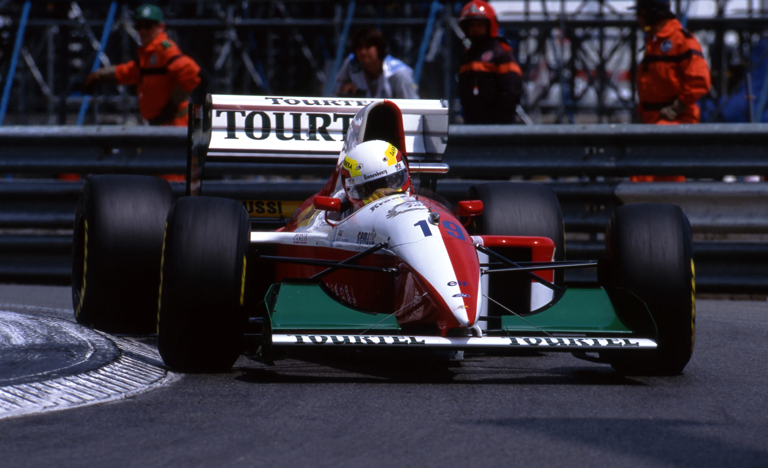 Olivier Beretta (MON) Larrousse Ford LH94. Formula One World Championship, Rd4, Monaco Grand Prix,