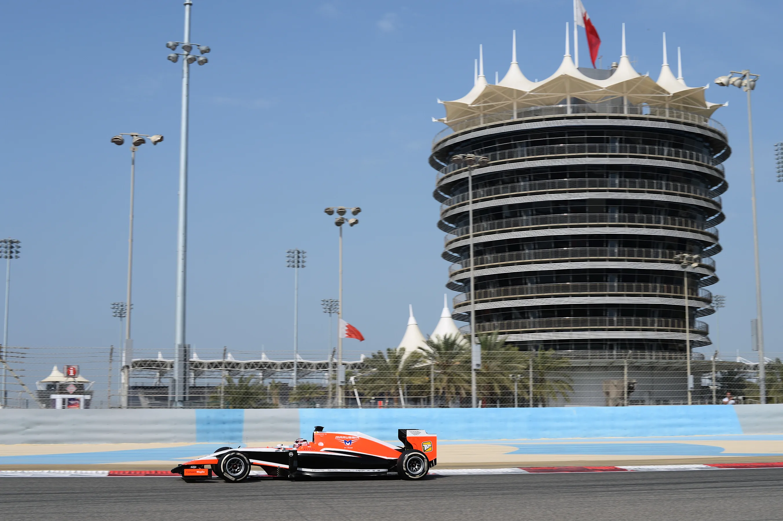 Max Chilton (GBR) Marussia F1 Team MR03. Formula One Testing, Day One, Bahrain International
