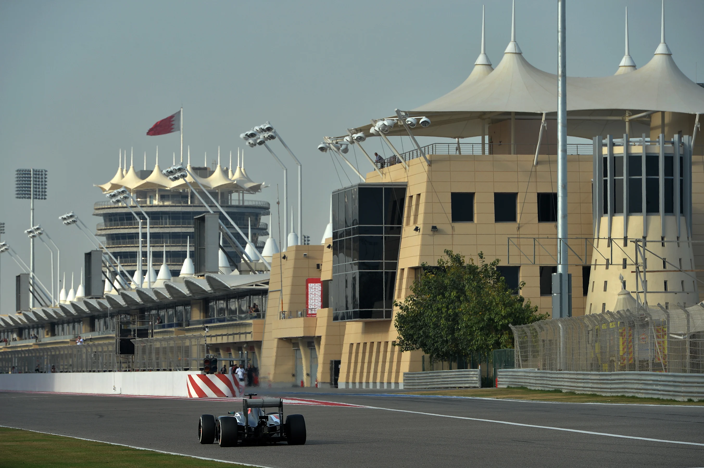 Esteban Gutierrez (MEX) Sauber C33.Formula One Testing, Day Two, Bahrain International Circuit,