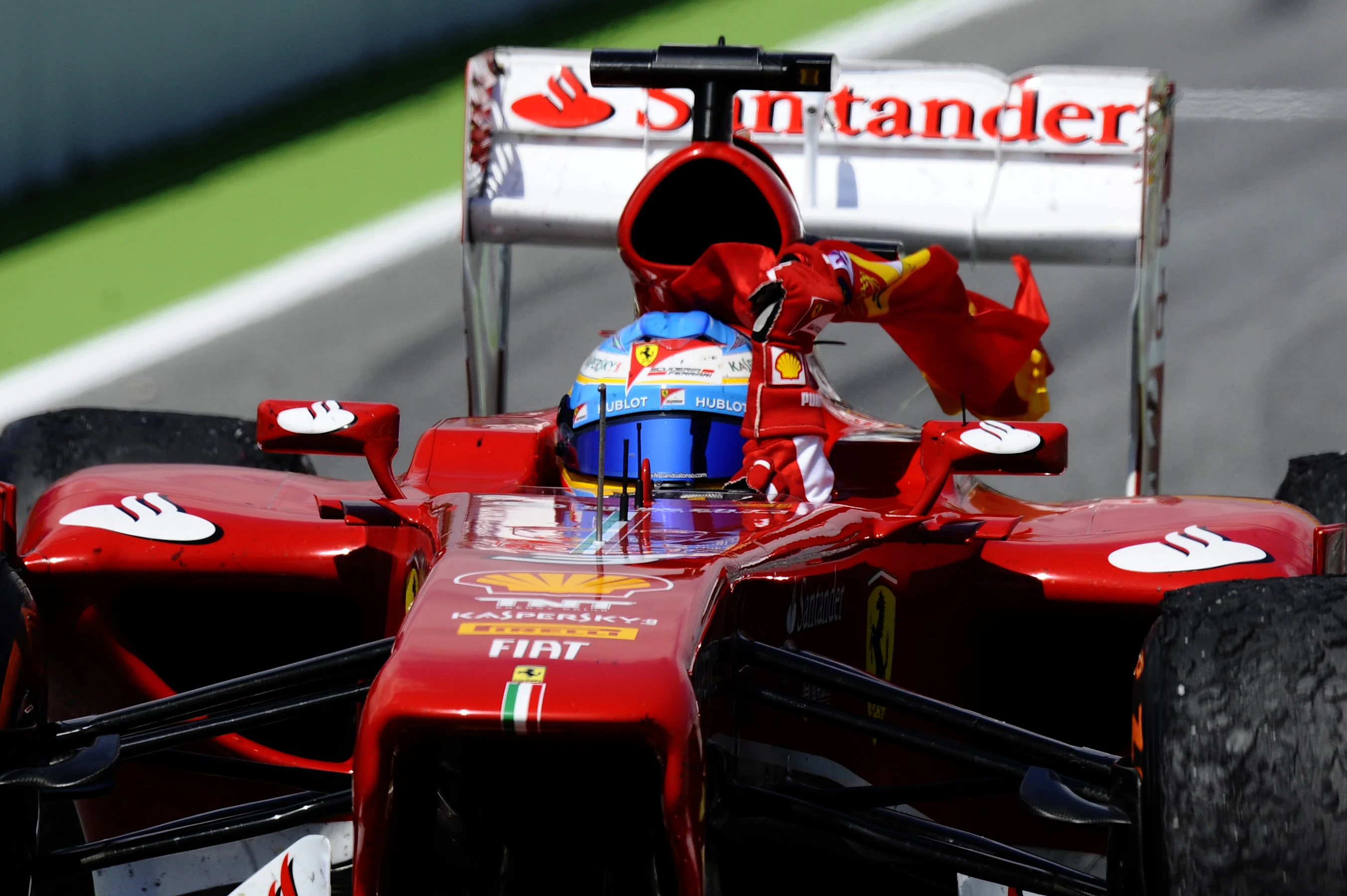 Race winner Fernando Alonso (ESP) Ferrari F138 celebrates. Formula One World Championship, Rd5,