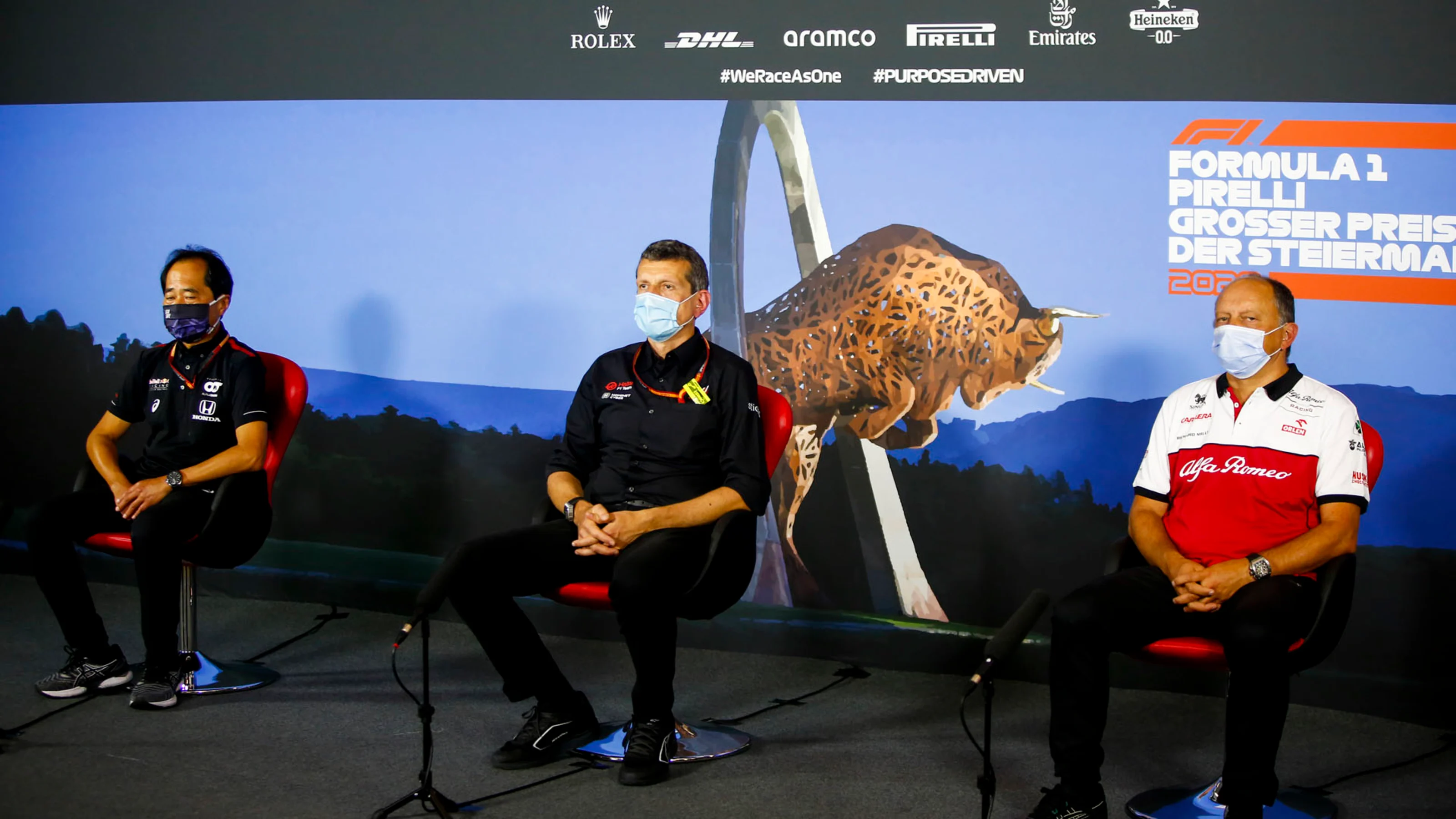 Toyoharu Tanabe, F1 Technical Director, Honda, Guenther Steiner, Team Principal, Haas F1 and