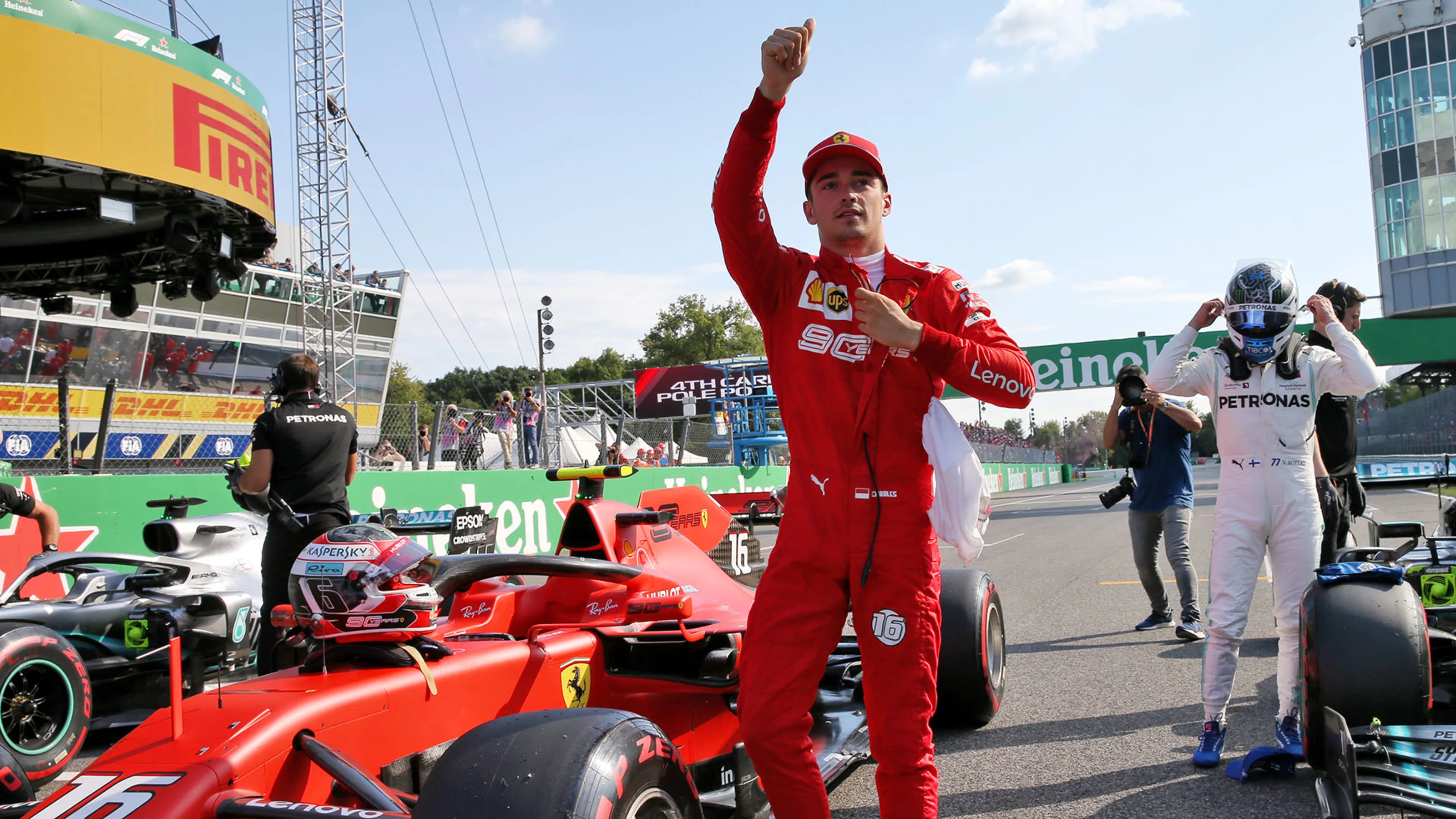 Charles Leclerc (MON) Ferrari SF90 celebrates his pole position in qualifying parc