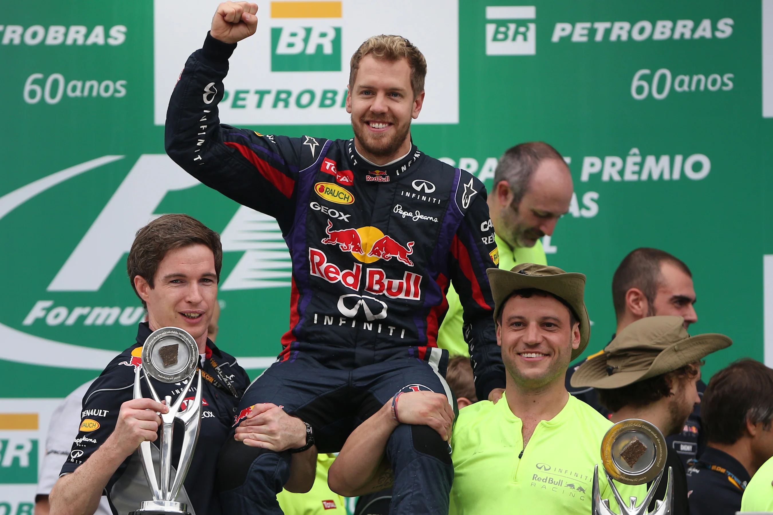 Formula One World Championship, Rd19, Brazilian Grand Prix, Race, Sao Paulo, Brazil, Sunday 24