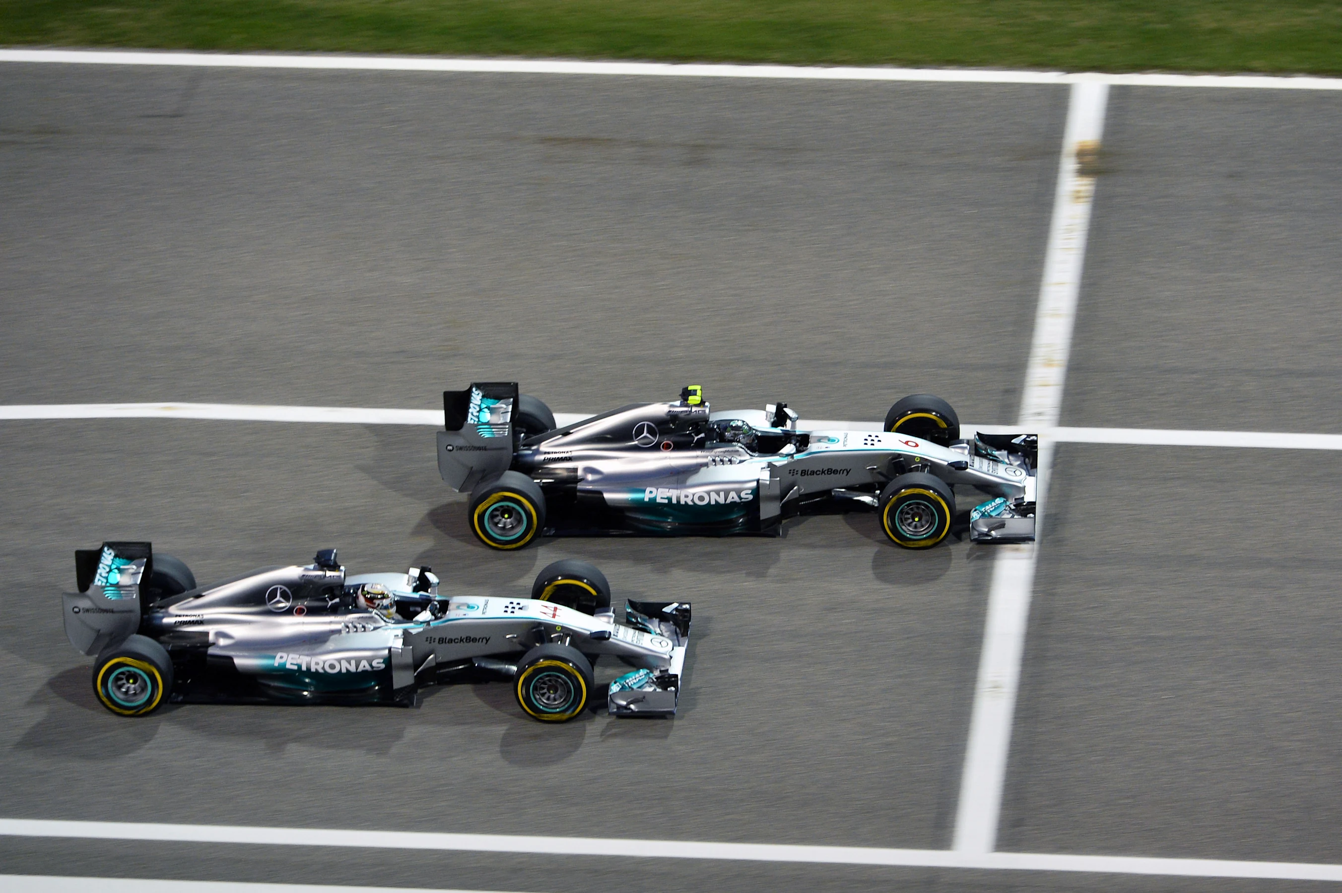 Lewis Hamilton (GBR) Mercedes AMG F1 W05 and Nico Rosberg (GER) Mercedes AMG F1 W05