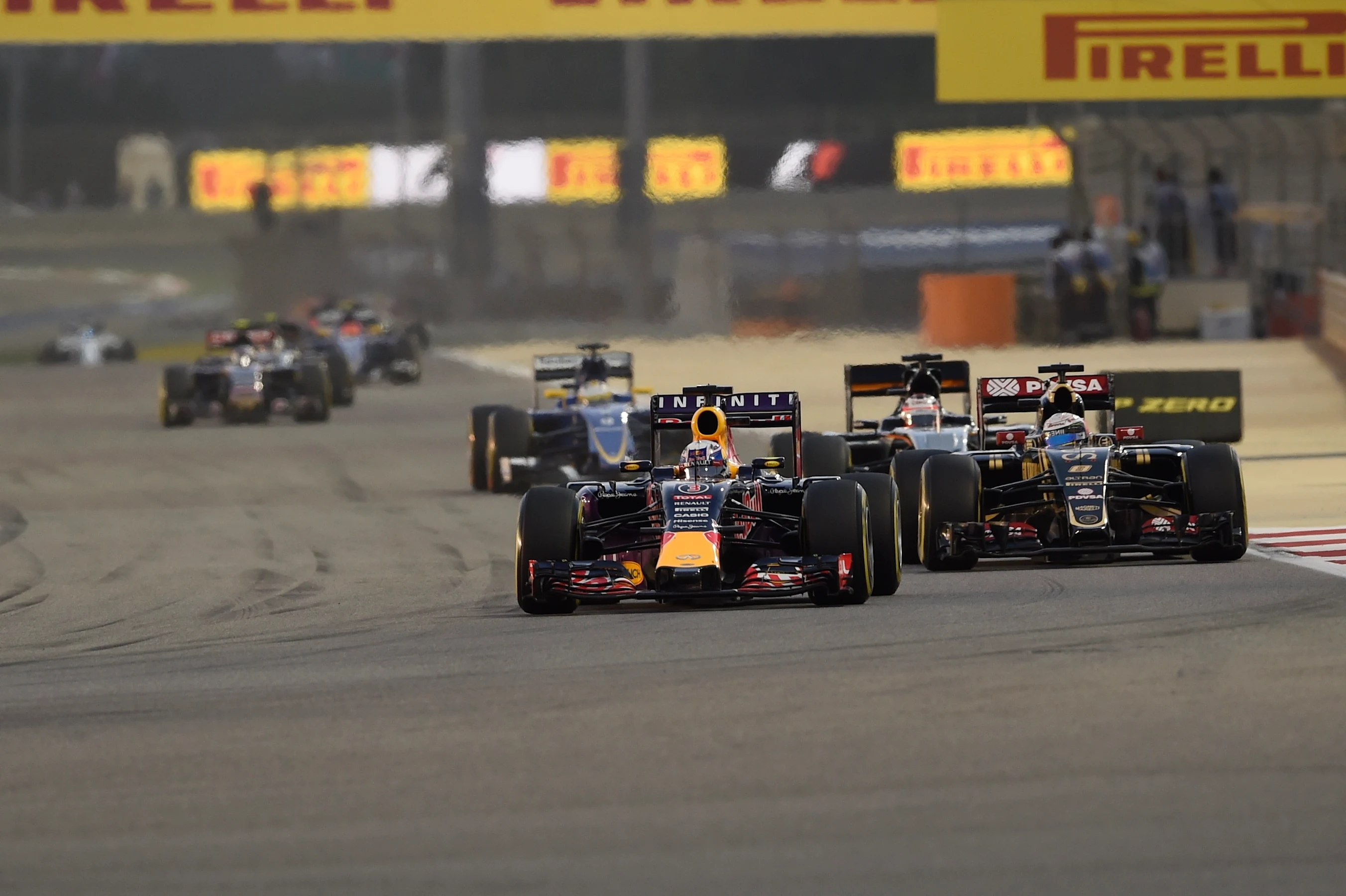 Daniel Ricciardo (AUS) Red Bull Racing RB11 at Formula One World Championship, Rd4, Bahrain Grand