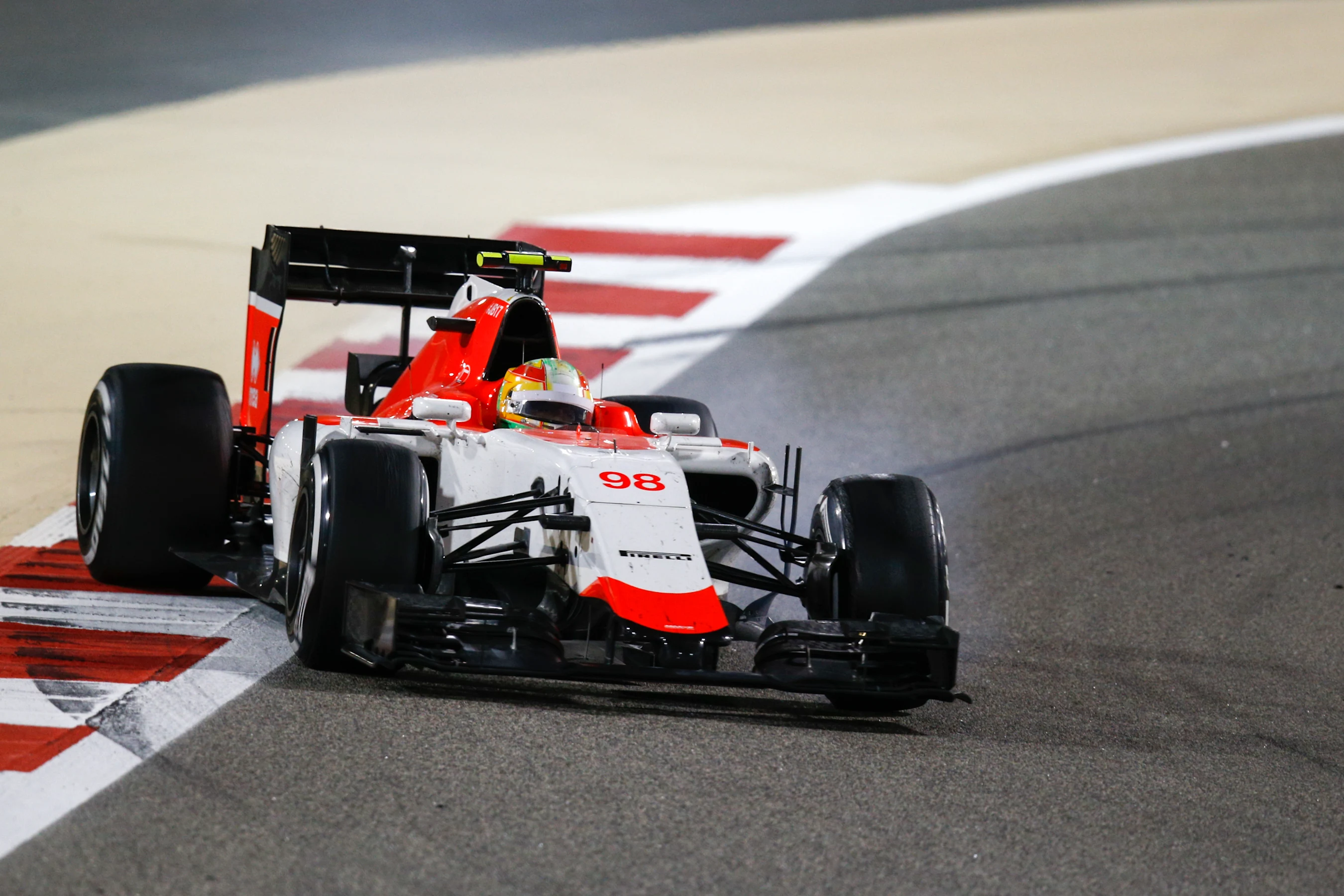 Roberto Merhi (ESP) Manor F1 Team at Formula One World Championship, Rd4, Bahrain Grand Prix Race,