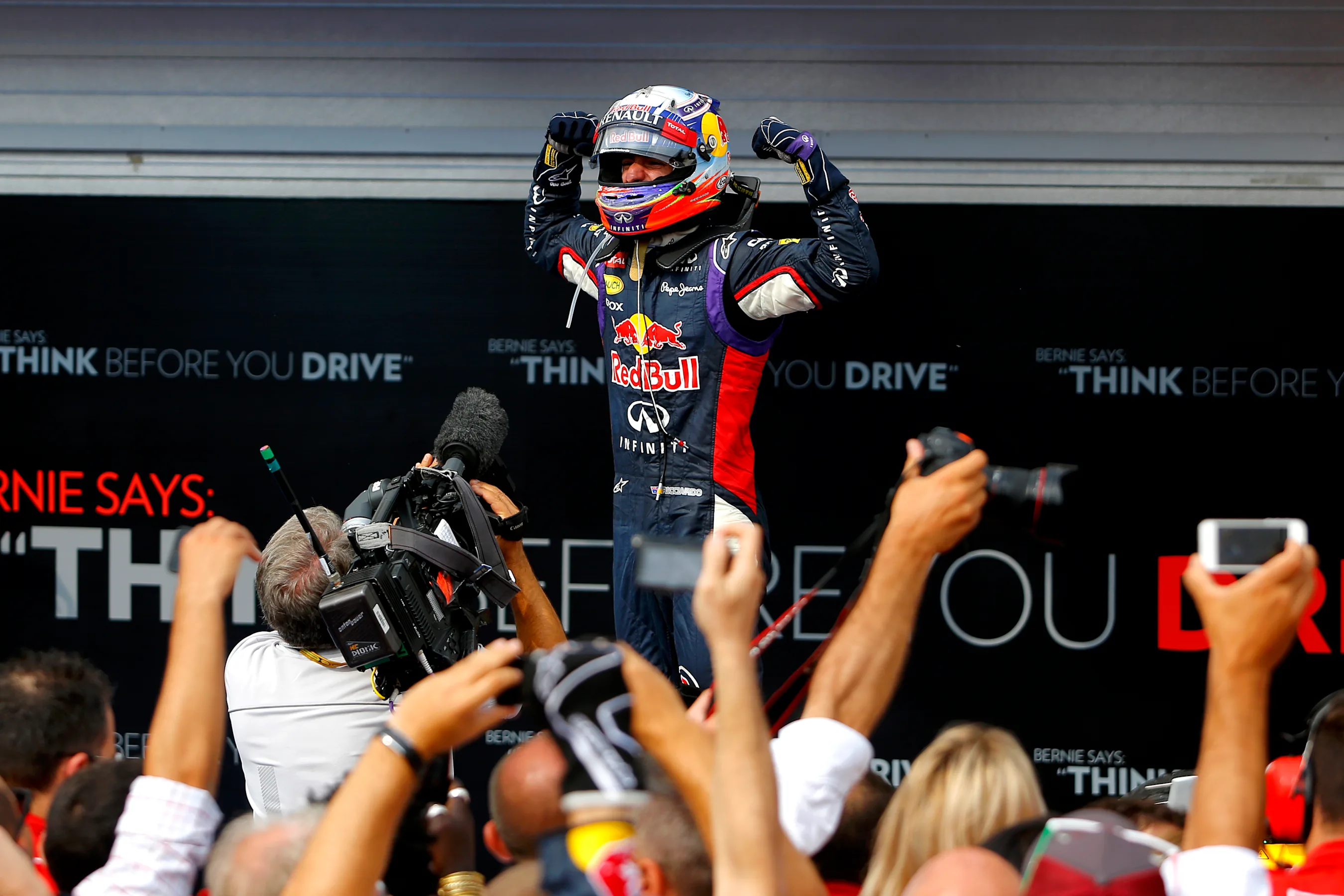 Formula One World Championship, Rd11, Hungarian Grand Prix, Race Day, Hungaroring, Hungary. Sunday
