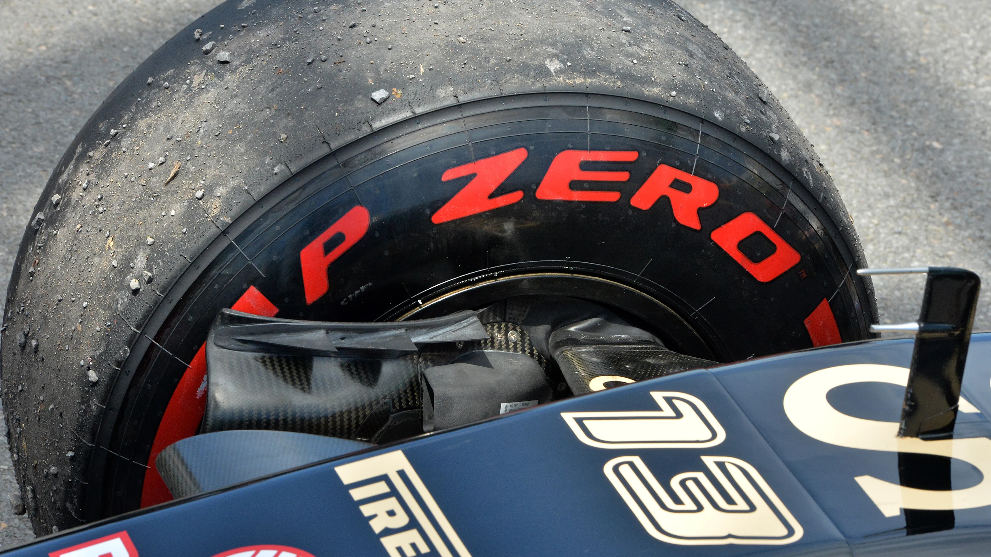 Lotus E22 brake duct. Formula One World Championship, Rd7, Canadian Grand Prix, Qualifying,