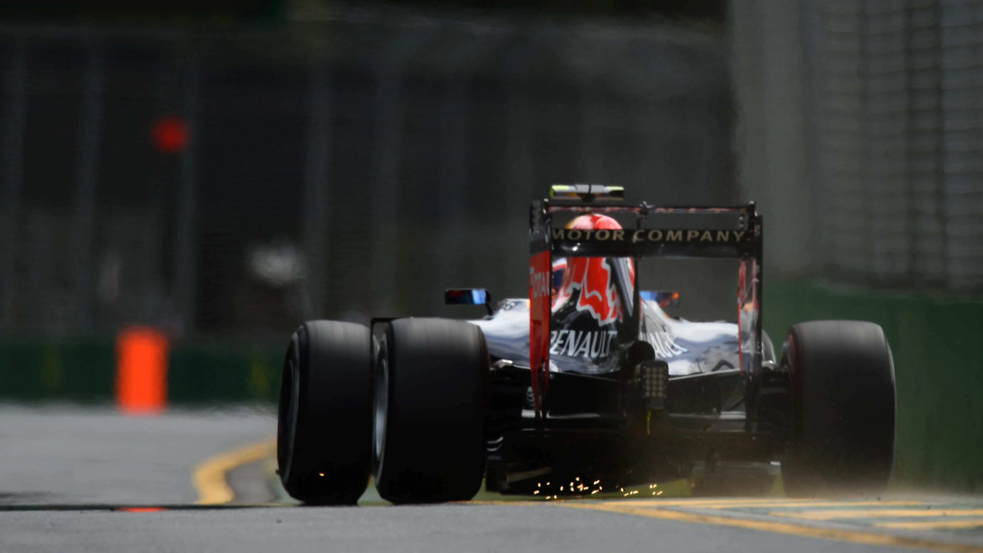 Daniel Ricciardo (AUS) Red Bull Racing RB11 at Formula One World Championship, Rd1, Australian