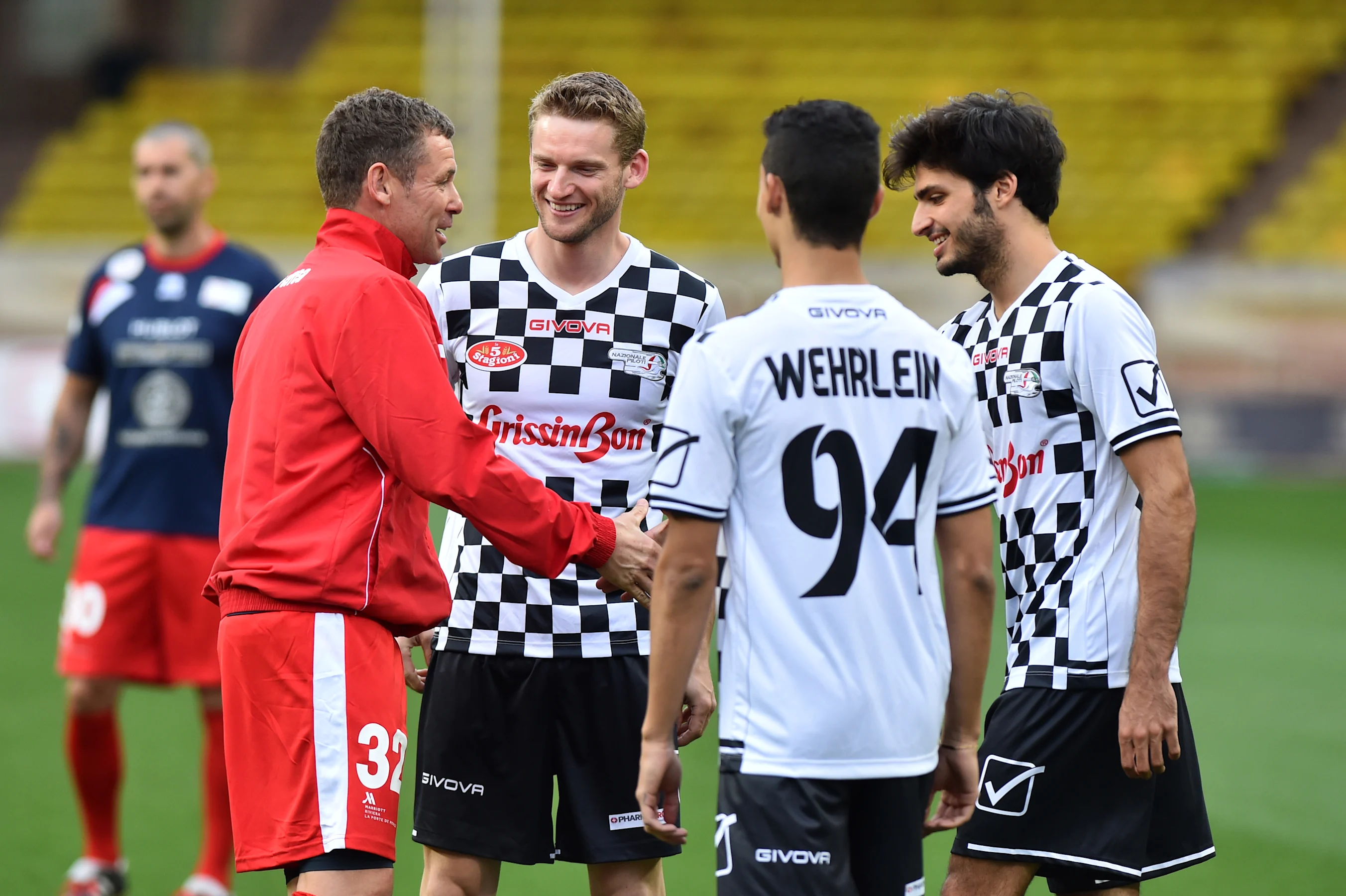 Tom Kristensen (DEN), Pascal Wehrlein (GER) Mercedes Test and Reserve Driver and Carlos Sainz jr
