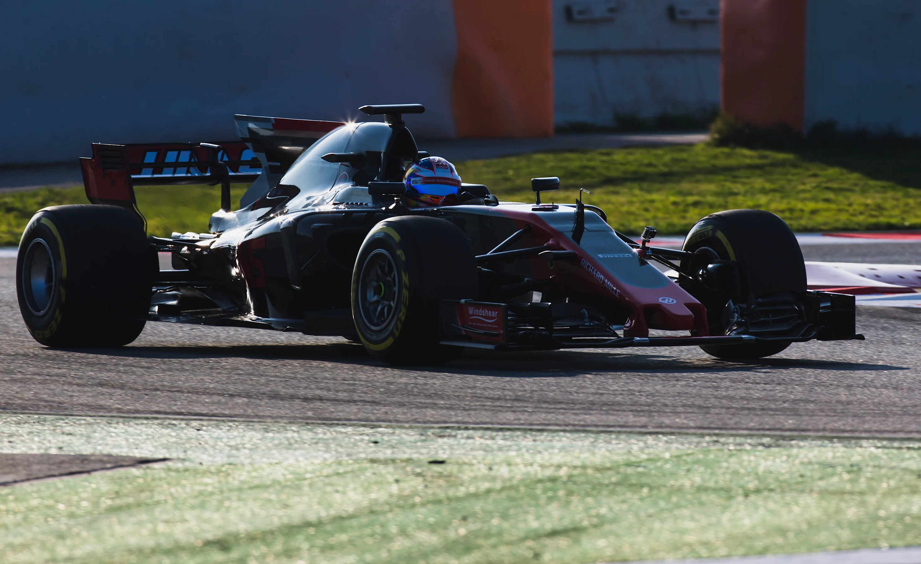 VF17 on track