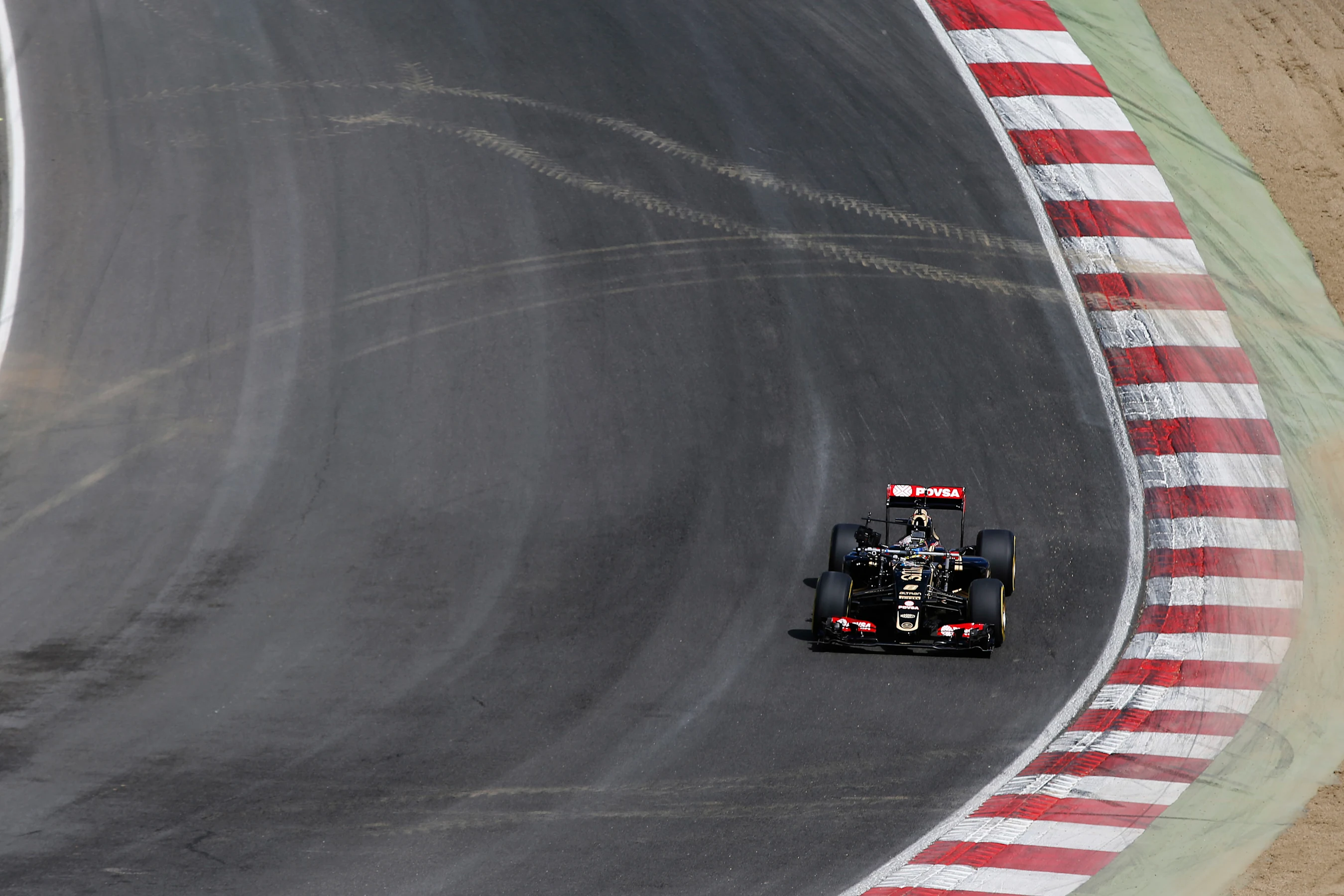 Brands Hatch, Kent, UK. Monday 27 April 2015. Romain Grosjean, Lotus E23 Mercedes. World