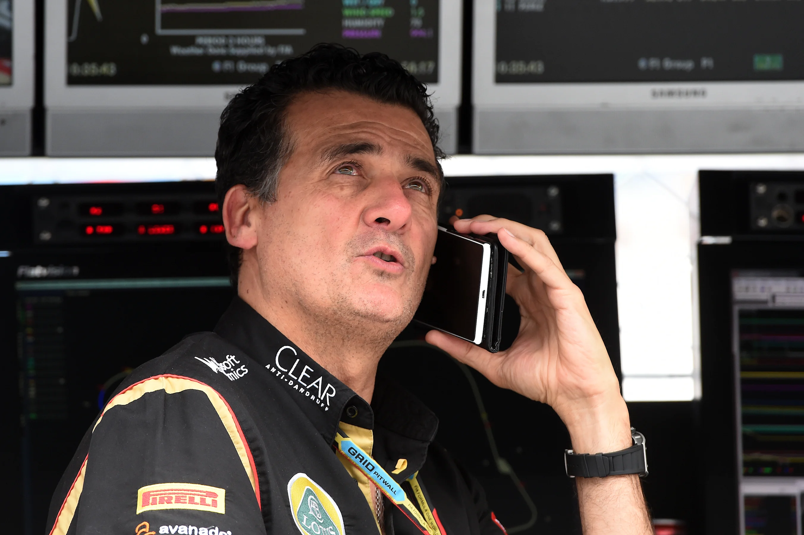 Federico Gastaldi (ARG) Lotus F1 Team Deputy Team Principal on the pit wall gantry. Formula One