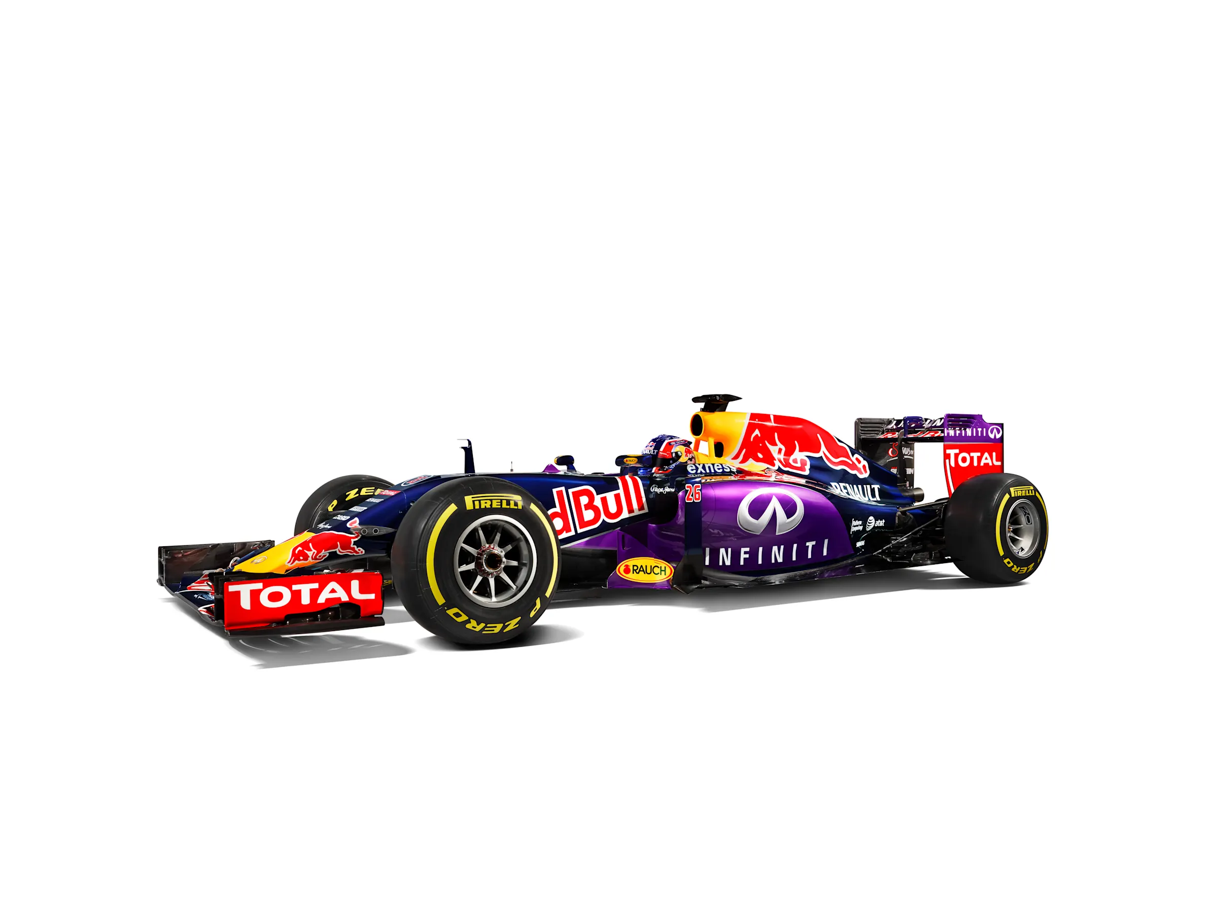 Daniil Kvyat's Infiniti RB11 shot in Milton Keynes, UK, 2015.  // Benedict Redgrove / Red Bull