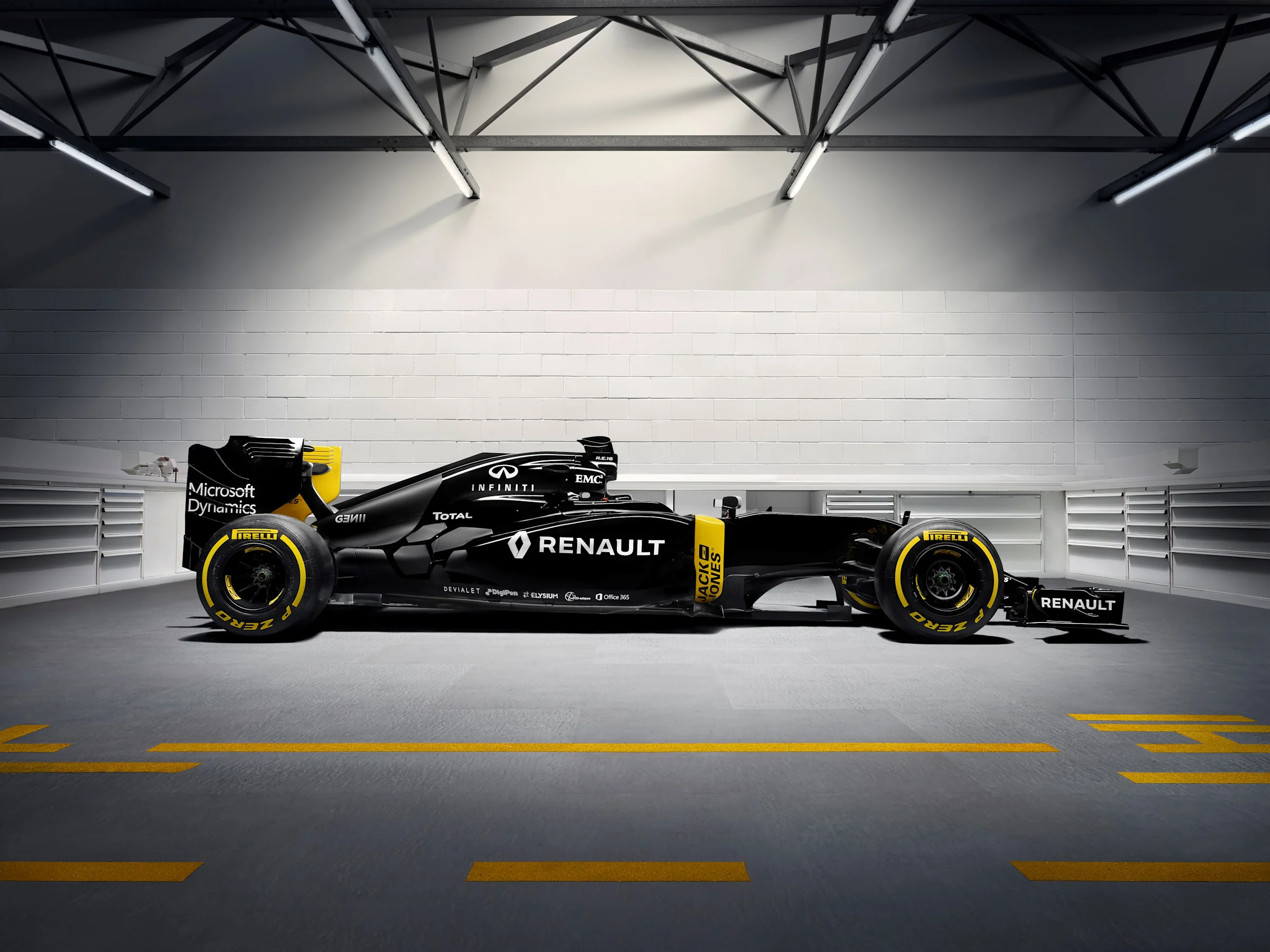 Renault Sport F1 Team RS16 at Renault F1 Launch, Renault Technocentre, Guyancourt, France, 3