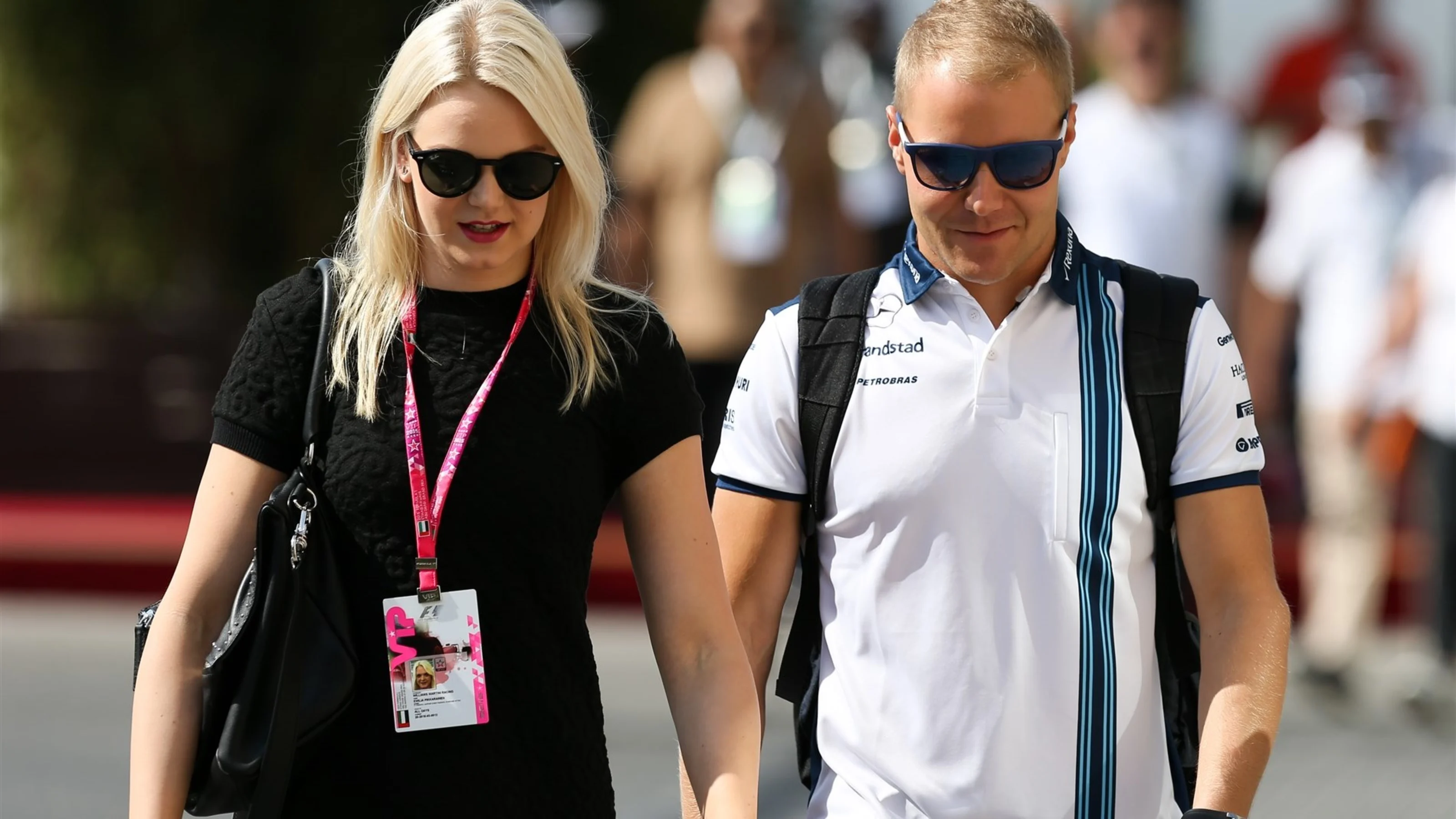 Valtteri Bottas (FIN) Williams and his girlfriend Emilia Pikkarainen (FIN) at Formula One World
