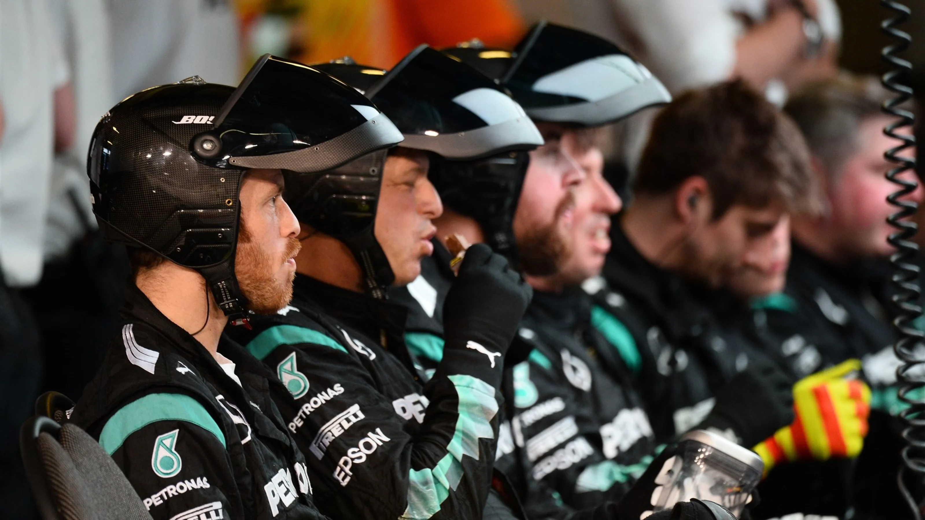 Mercedes AMG F1 mechanics at Formula One World Championship, Rd19, Abu Dhabi Grand Prix, Race, Yas
