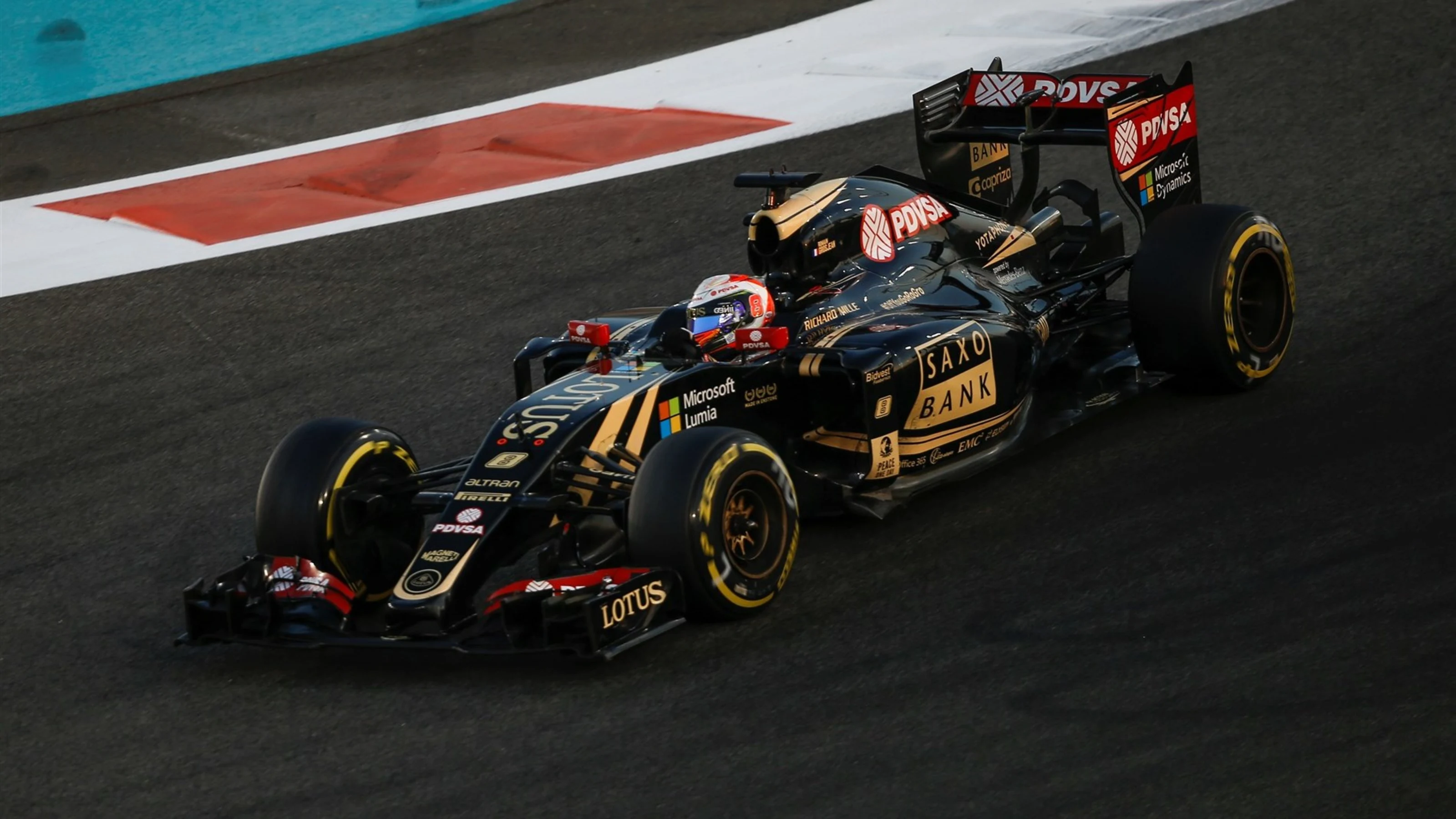 Romain Grosjean (FRA) Lotus E23 Hybrid at Formula One World Championship, Rd19, Abu Dhabi Grand