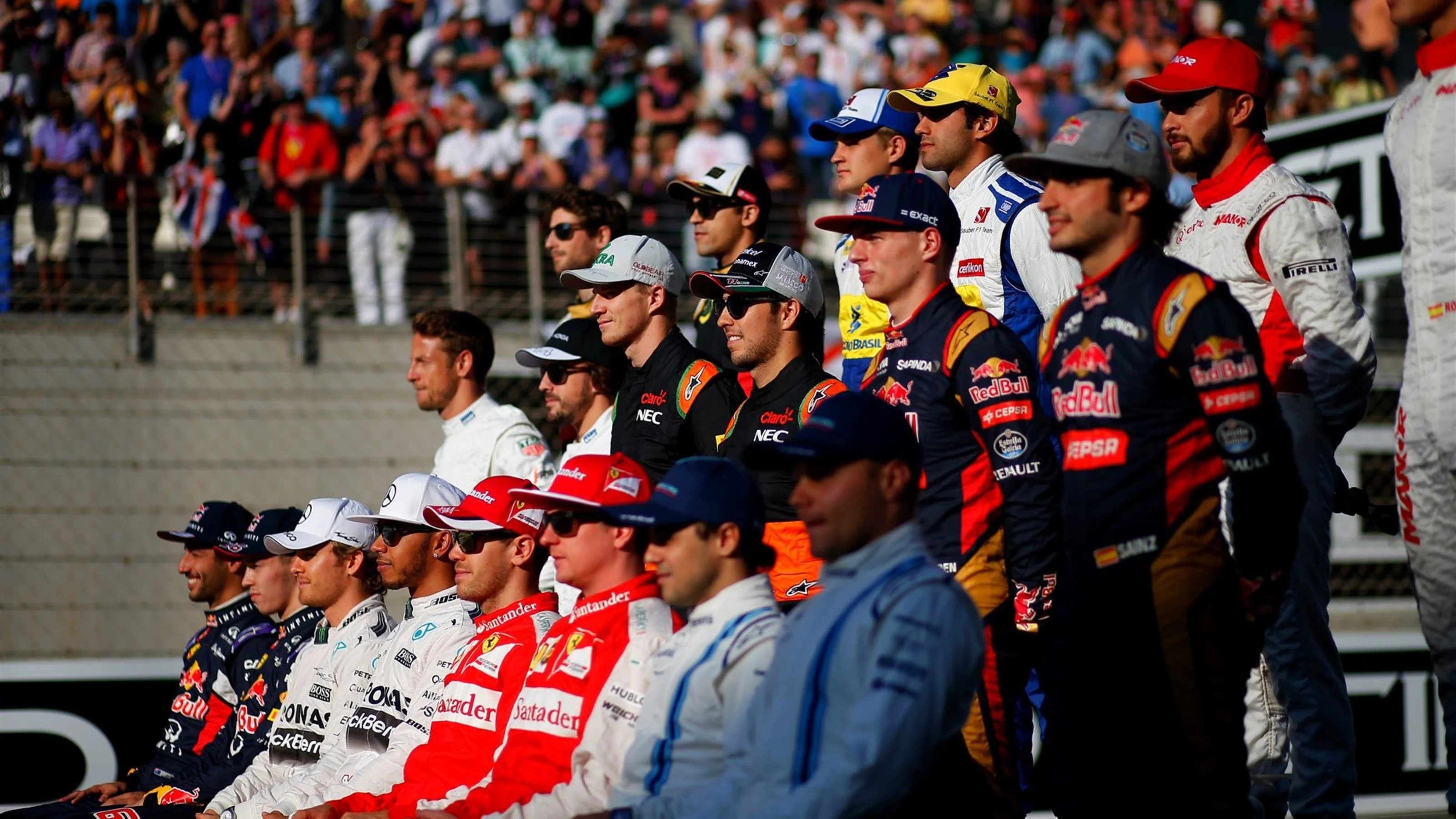 Drivers group photo at Formula One World Championship, Rd19, Abu Dhabi Grand Prix, Race, Yas Marina