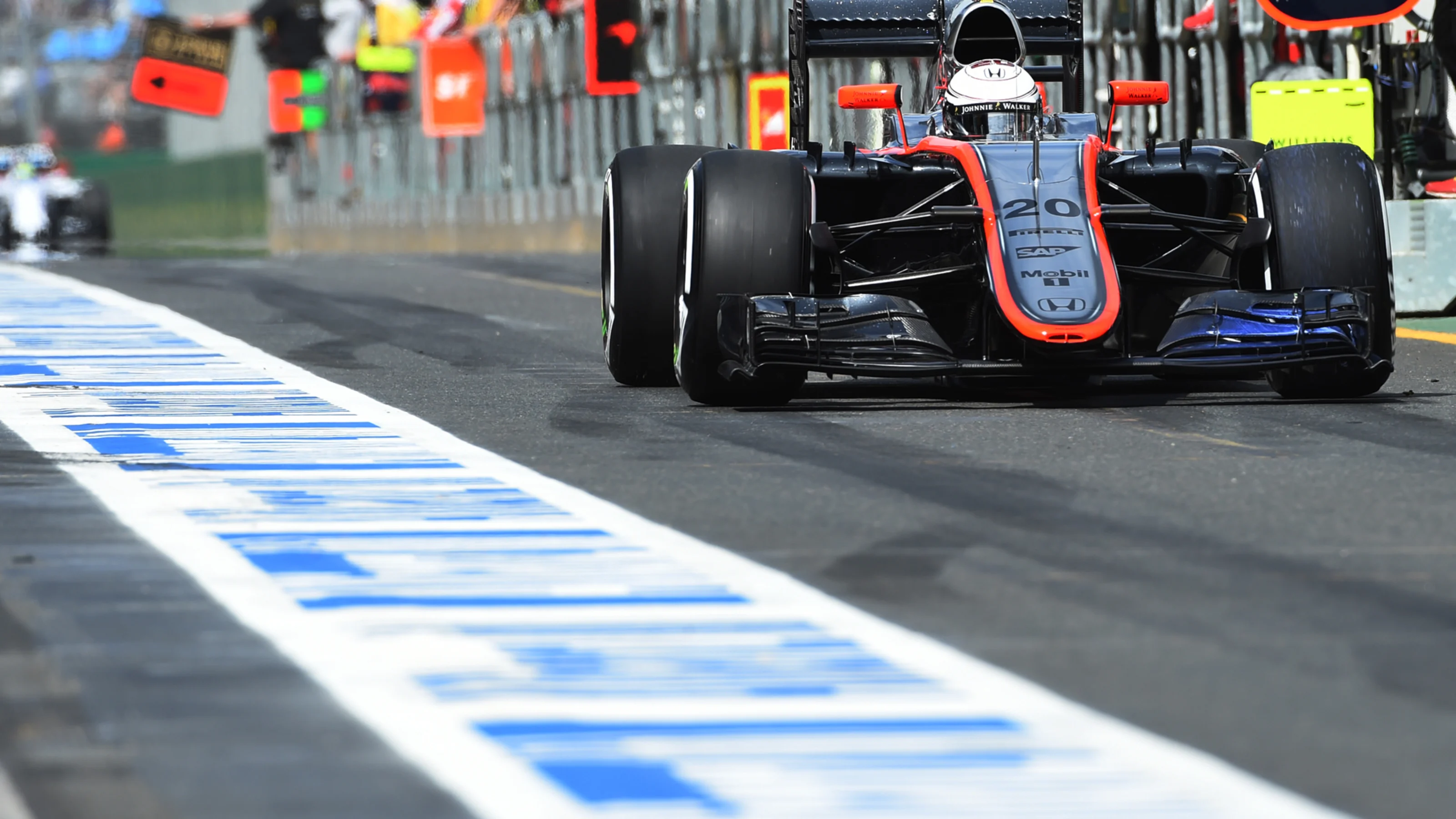 Kevin Magnussen (DEN) McLaren MP4-30 at Formula One World Championship, Rd1, Australian Grand Prix,