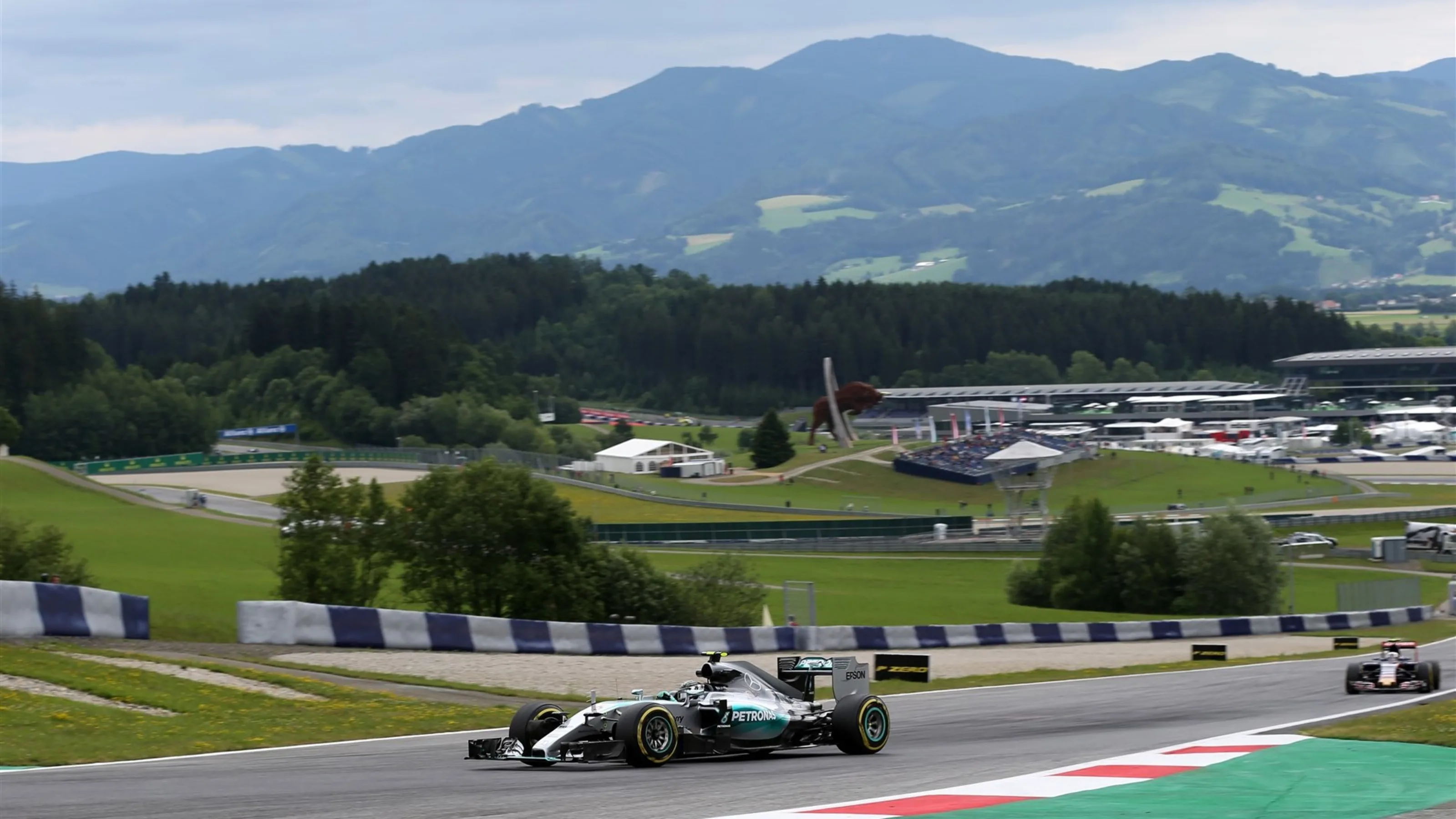 Nico Rosberg (GER) Mercedes AMG F1 W06 at Formula One World Championship, Rd8, Austrian Grand Prix,