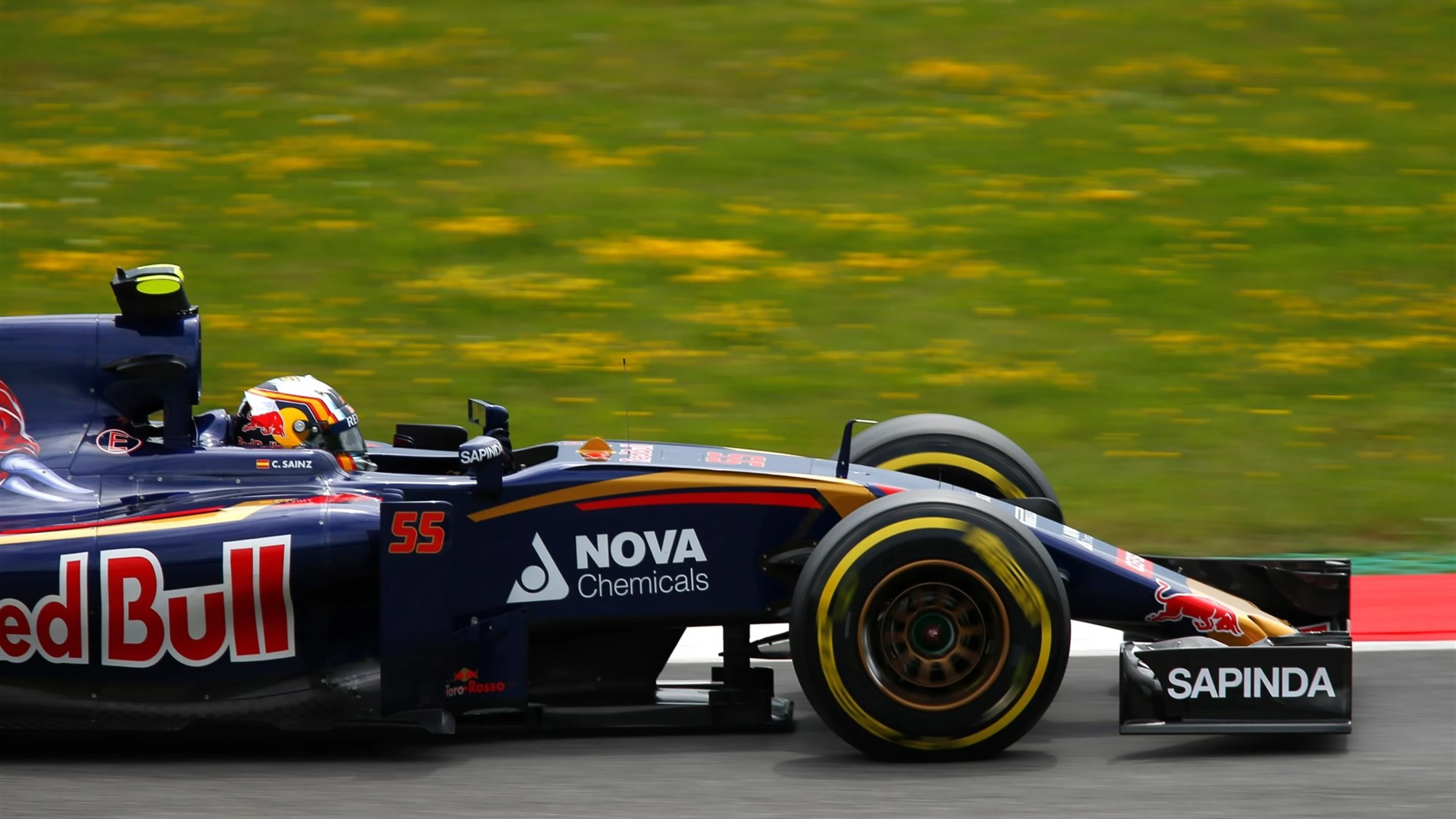 Carlos Sainz jr (ESP) Scuderia Toro Rosso STR10 at Formula One World Championship, Rd8, Austrian