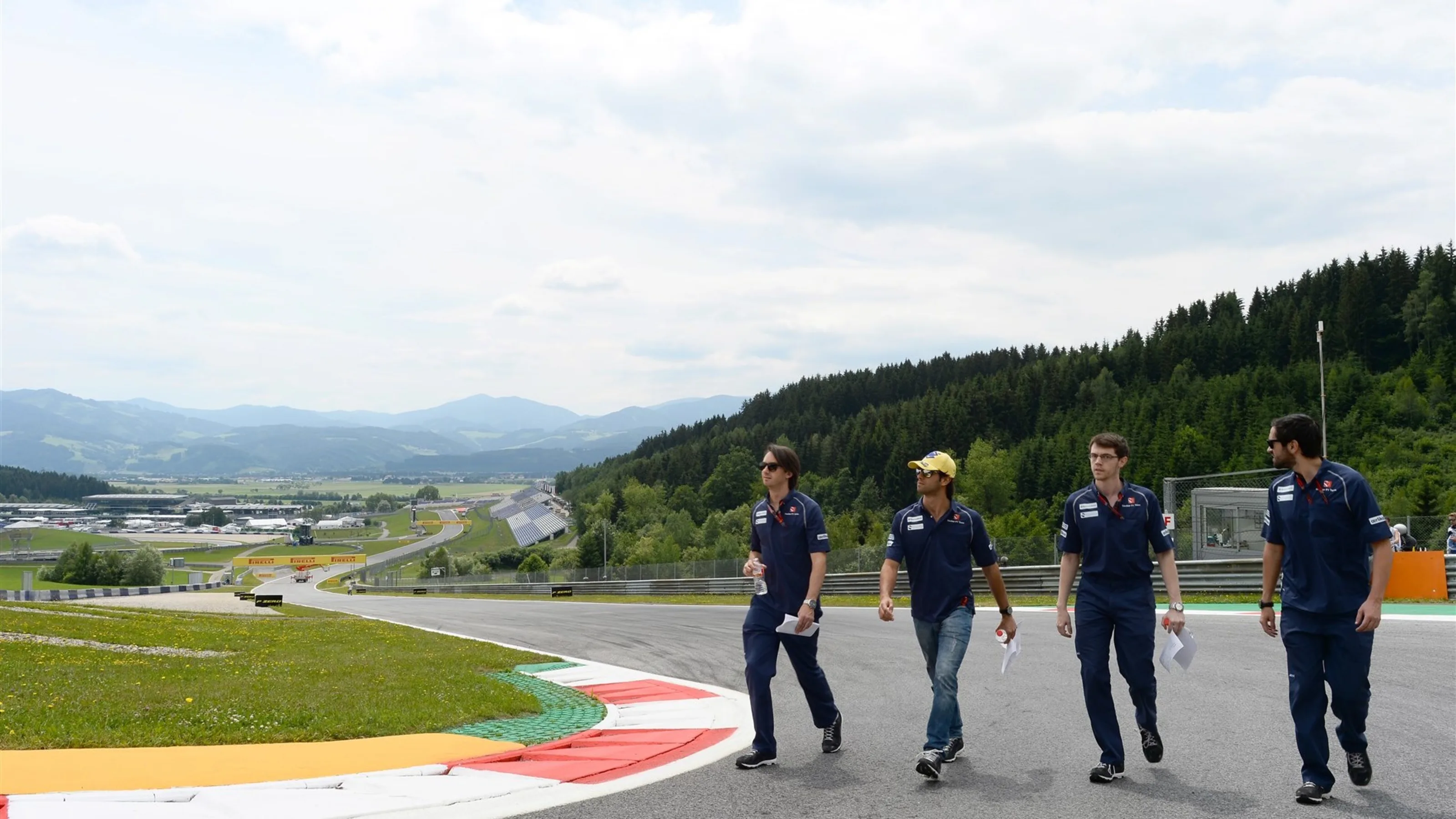 Felipe Nasr (BRA) Sauber walk the track at Formula One World Championship, Rd8, Austrian Grand