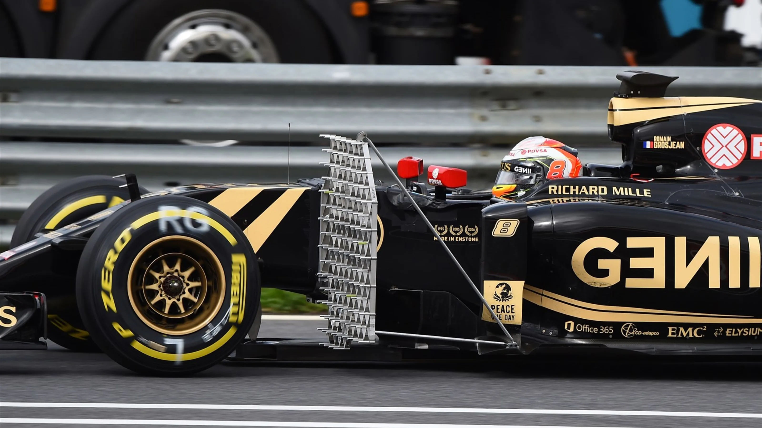 Romain Grosjean (FRA) Lotus E23 Hybrid with aero sensor at Formula One Testing, Day One, Spielberg,