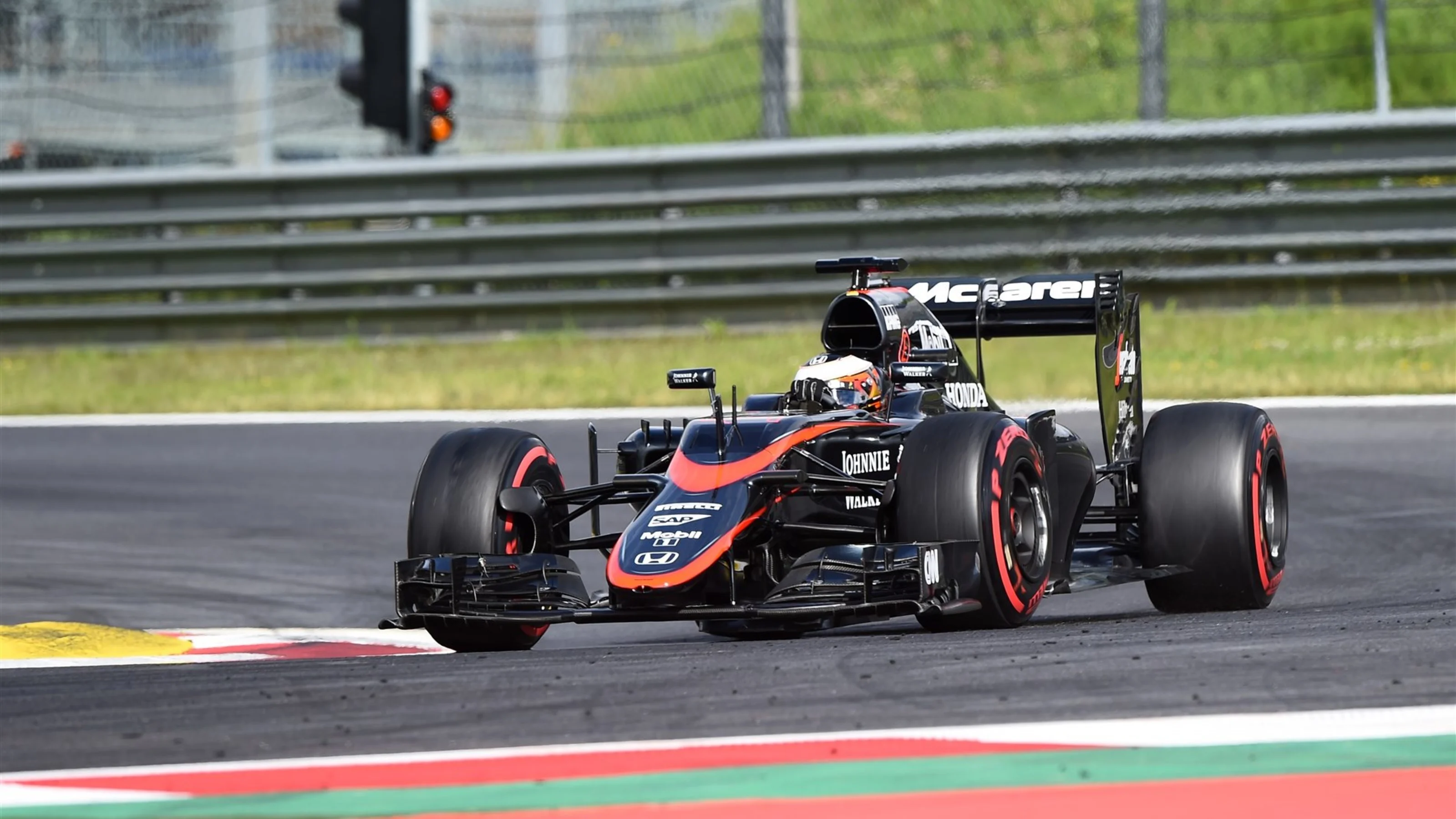 Stoffel Vandoorne (BEL) McLaren MP4-30 at Formula One Testing, Day One, Spielberg, Austria, Tuesday
